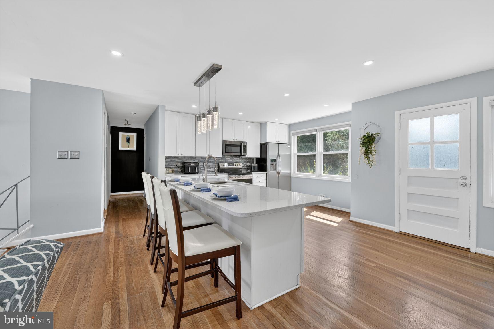 FOREST KNOLLS - Residential