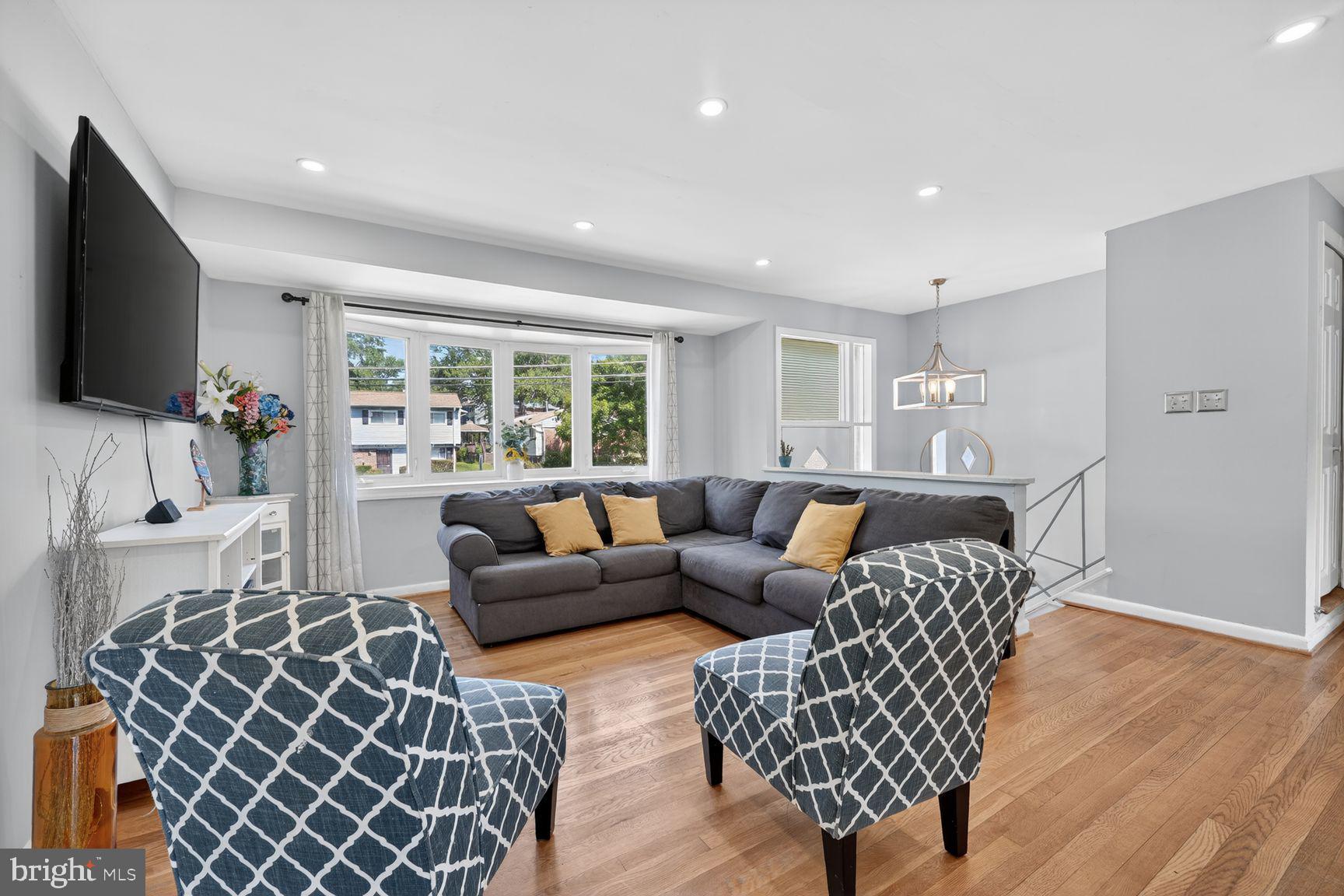 FOREST KNOLLS - Residential