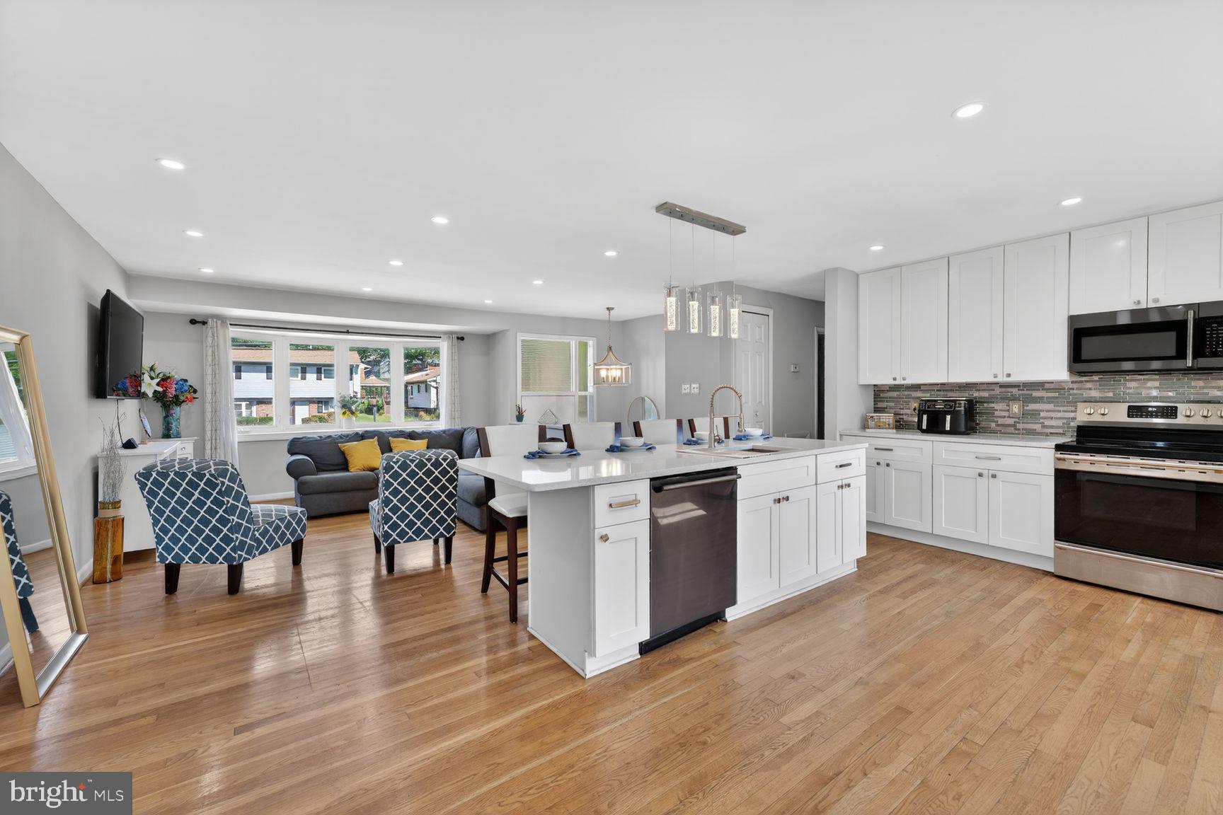 FOREST KNOLLS - Residential
