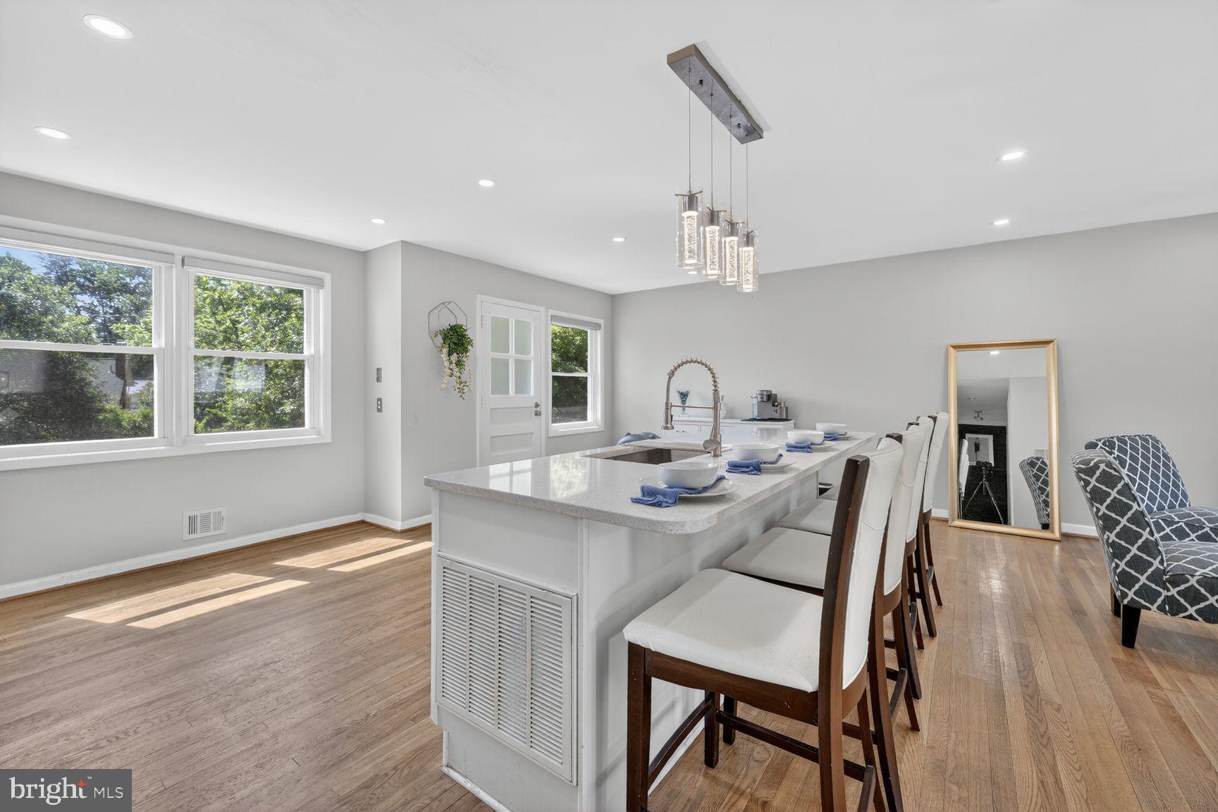 FOREST KNOLLS - Residential