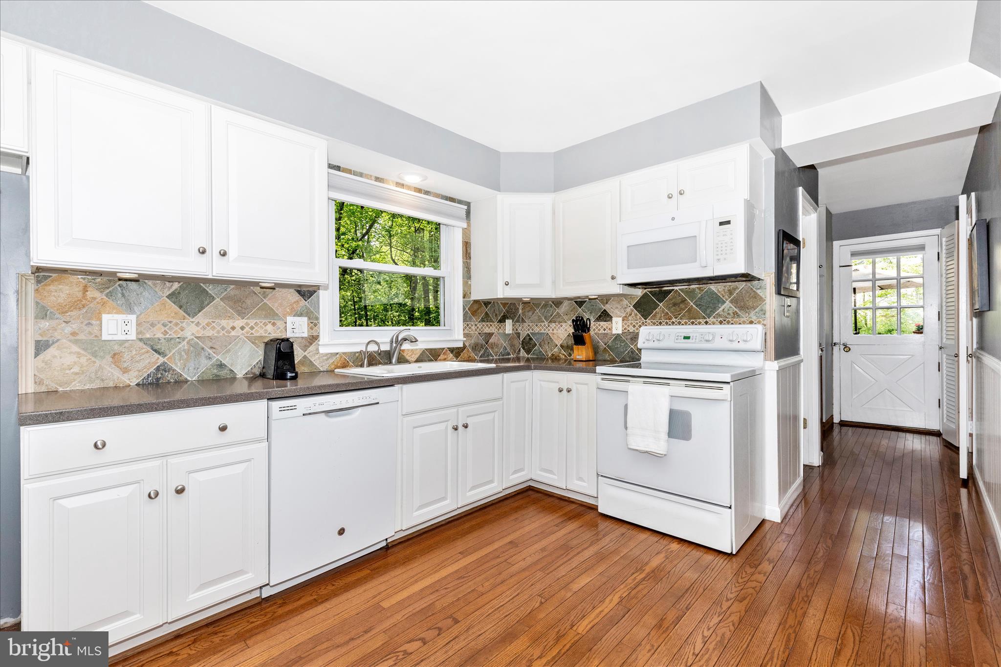 HAMMOND VILLAGE - Residential