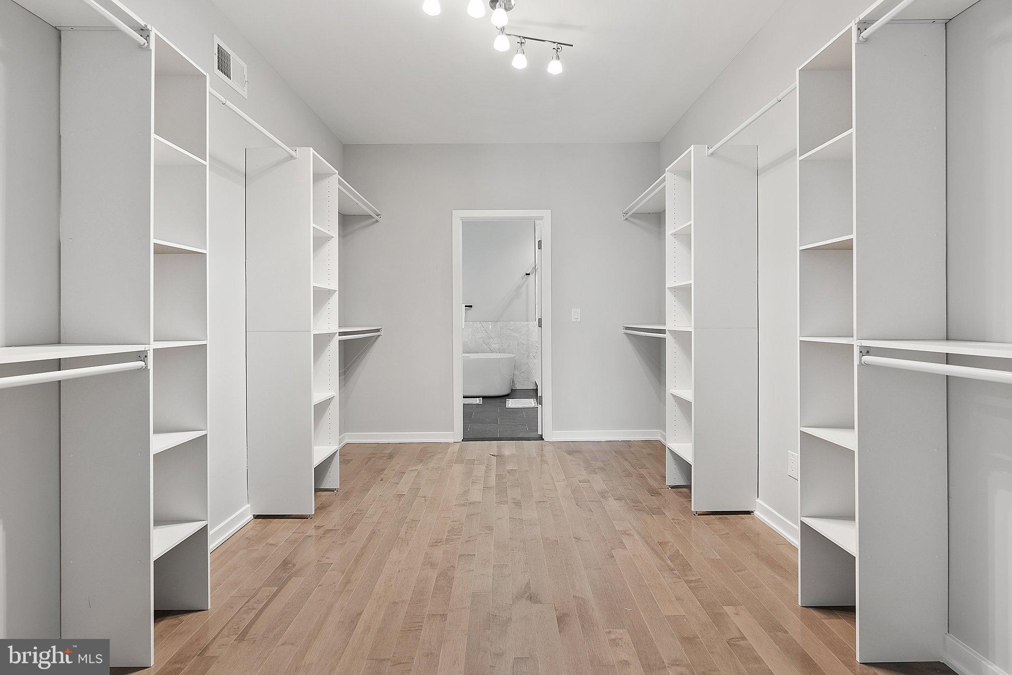 BREWERYTOWN - Residential Lease