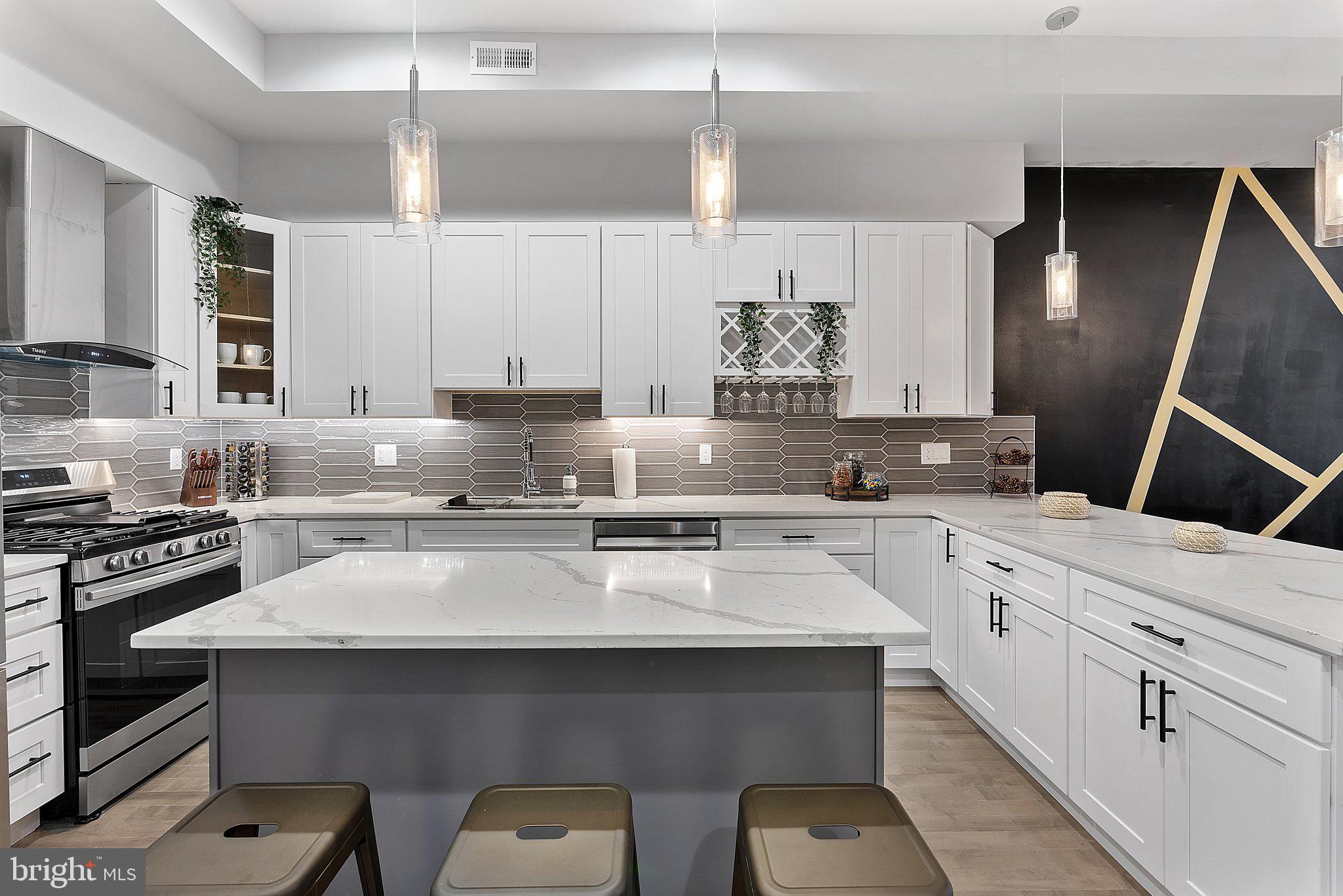 BREWERYTOWN - Residential Lease