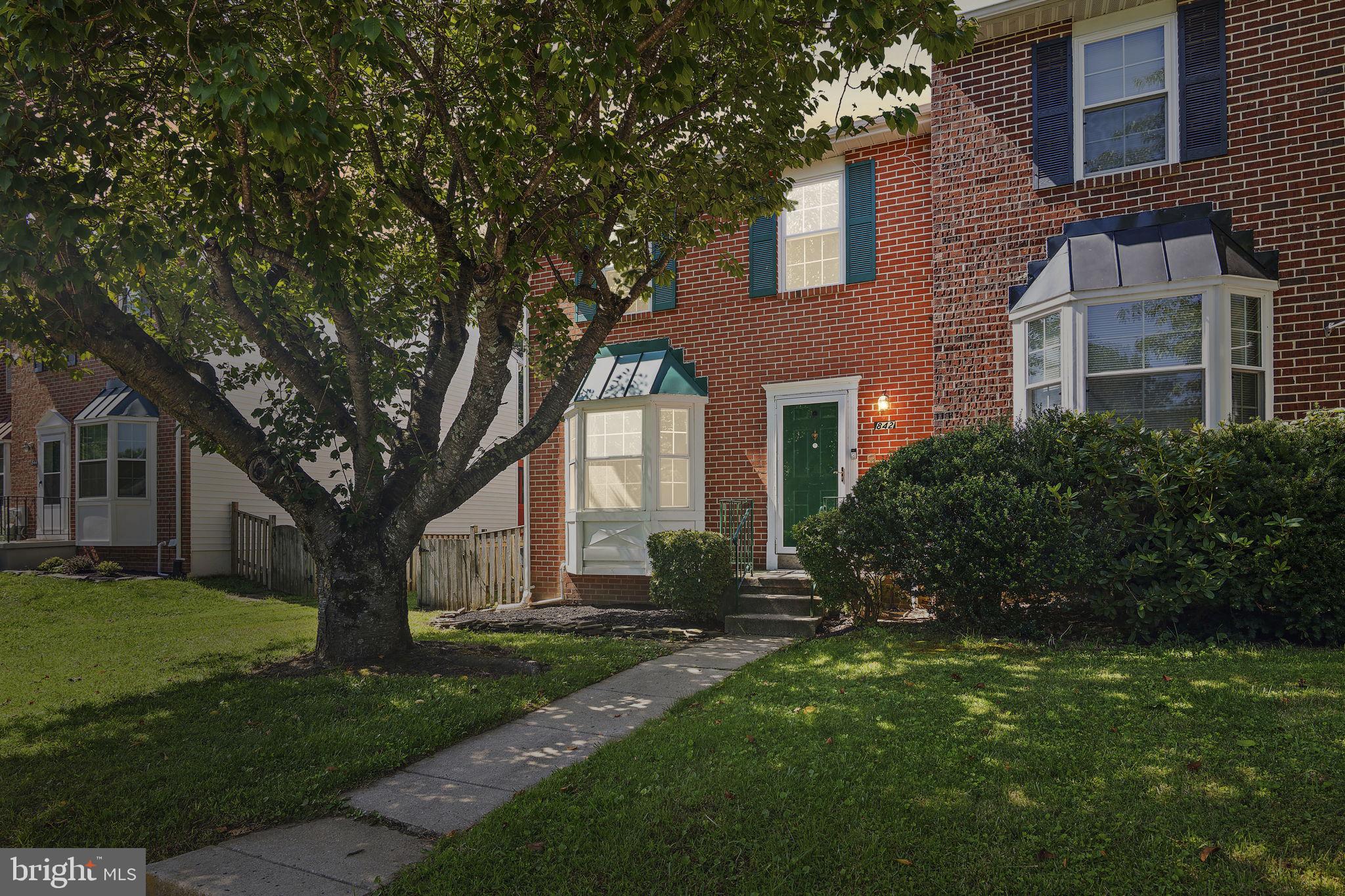 842 ELLICOTT DRIVE