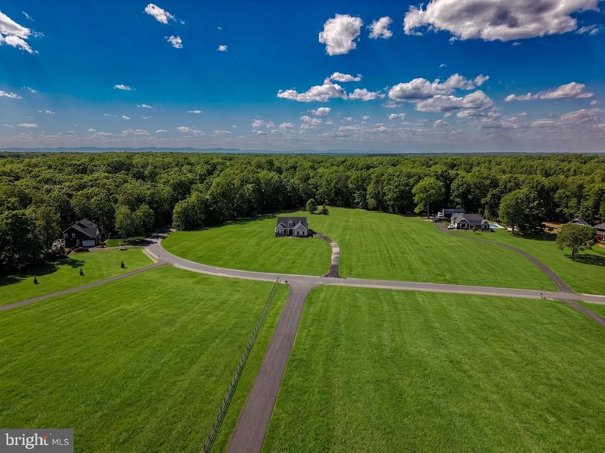 HUNTING RUN ESTATES - Residential