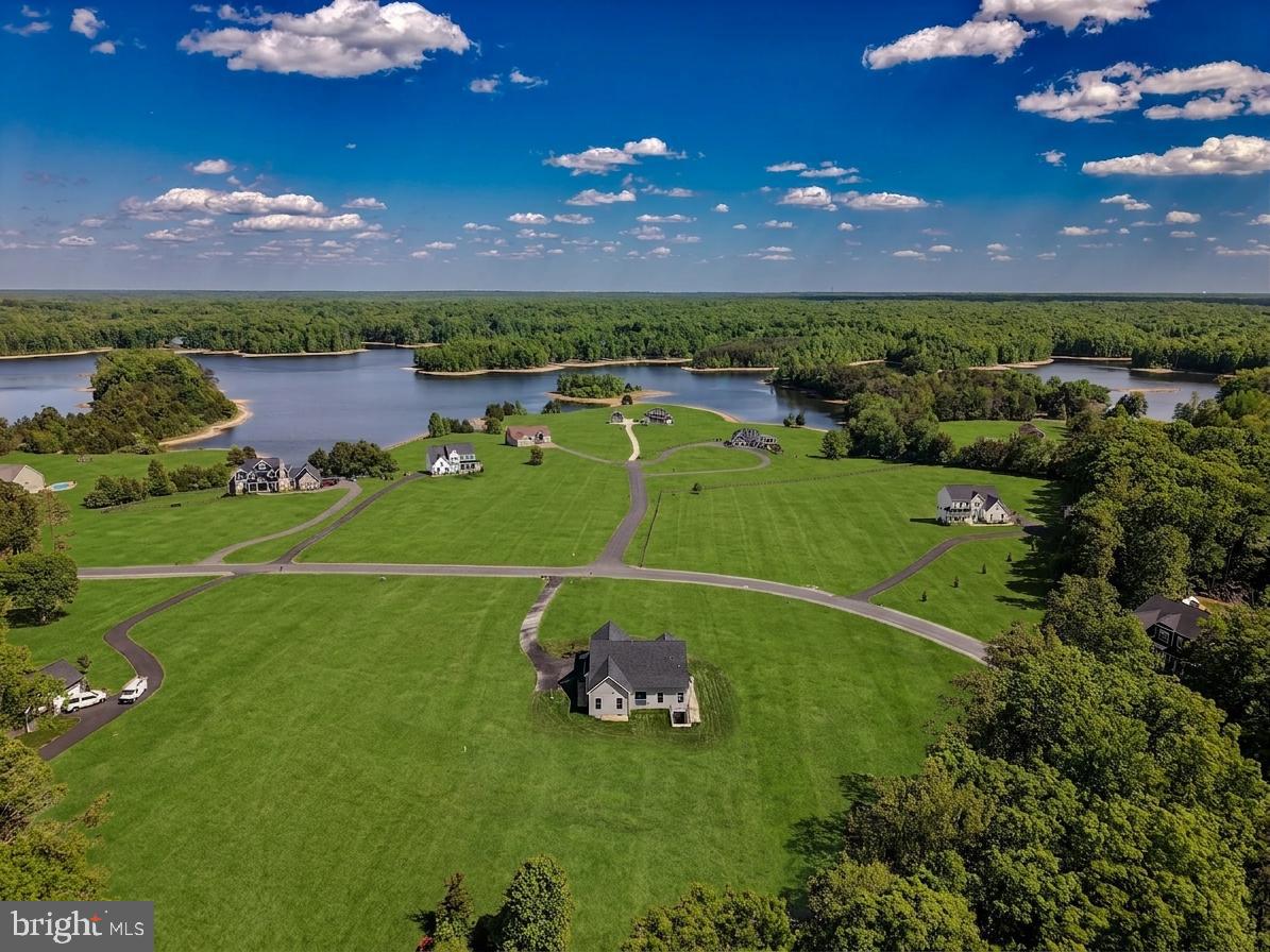HUNTING RUN ESTATES - Residential