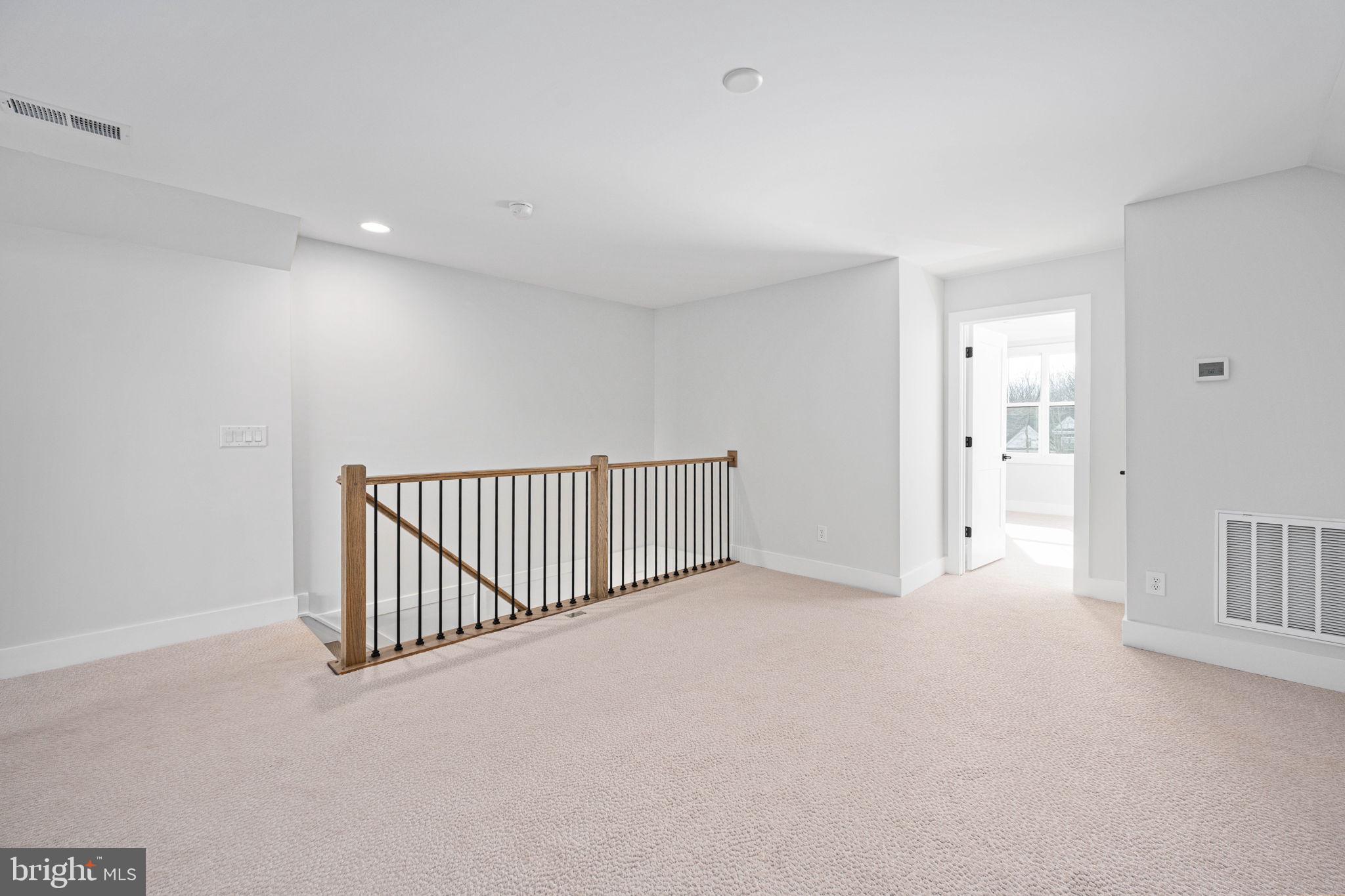 HUNTING RUN ESTATES - Residential