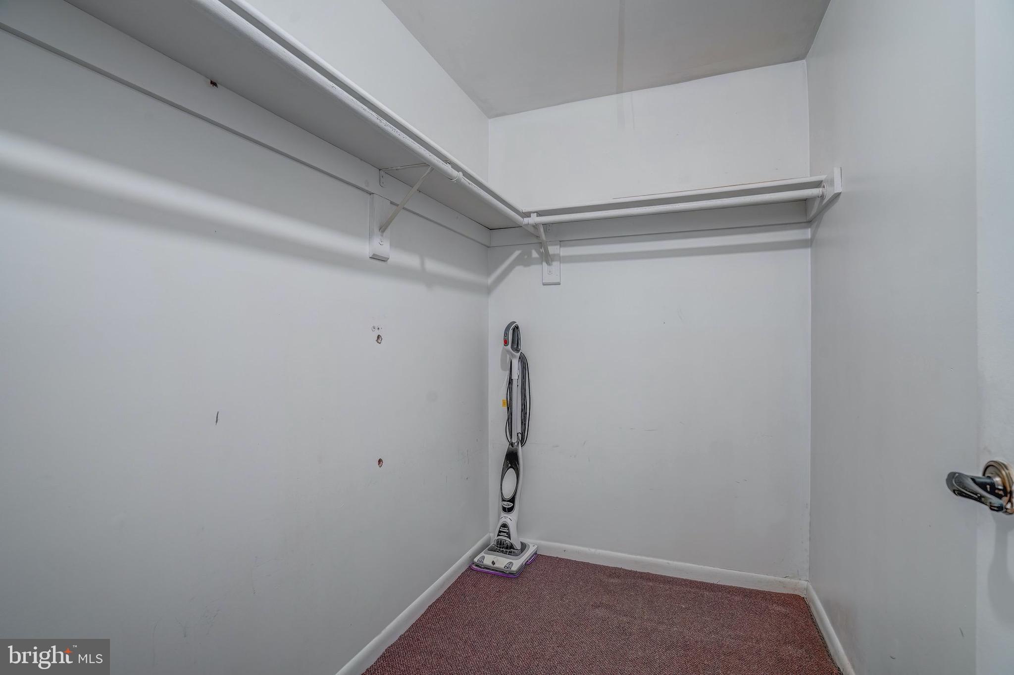 PIKESWOOD - Residential