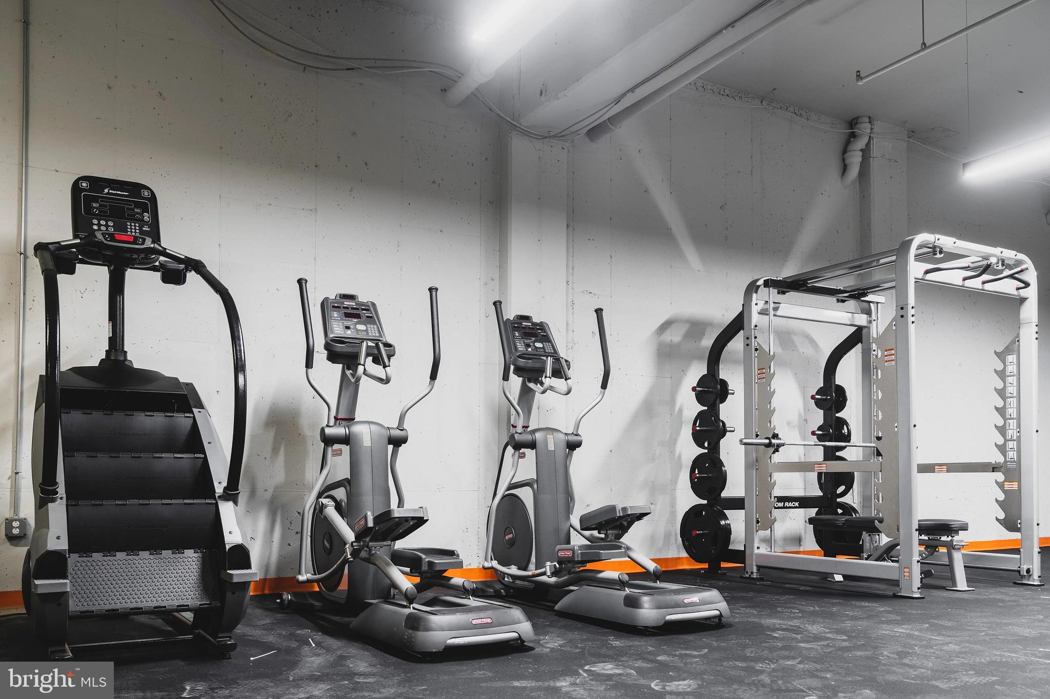 FRANCISVILLE - Residential Lease