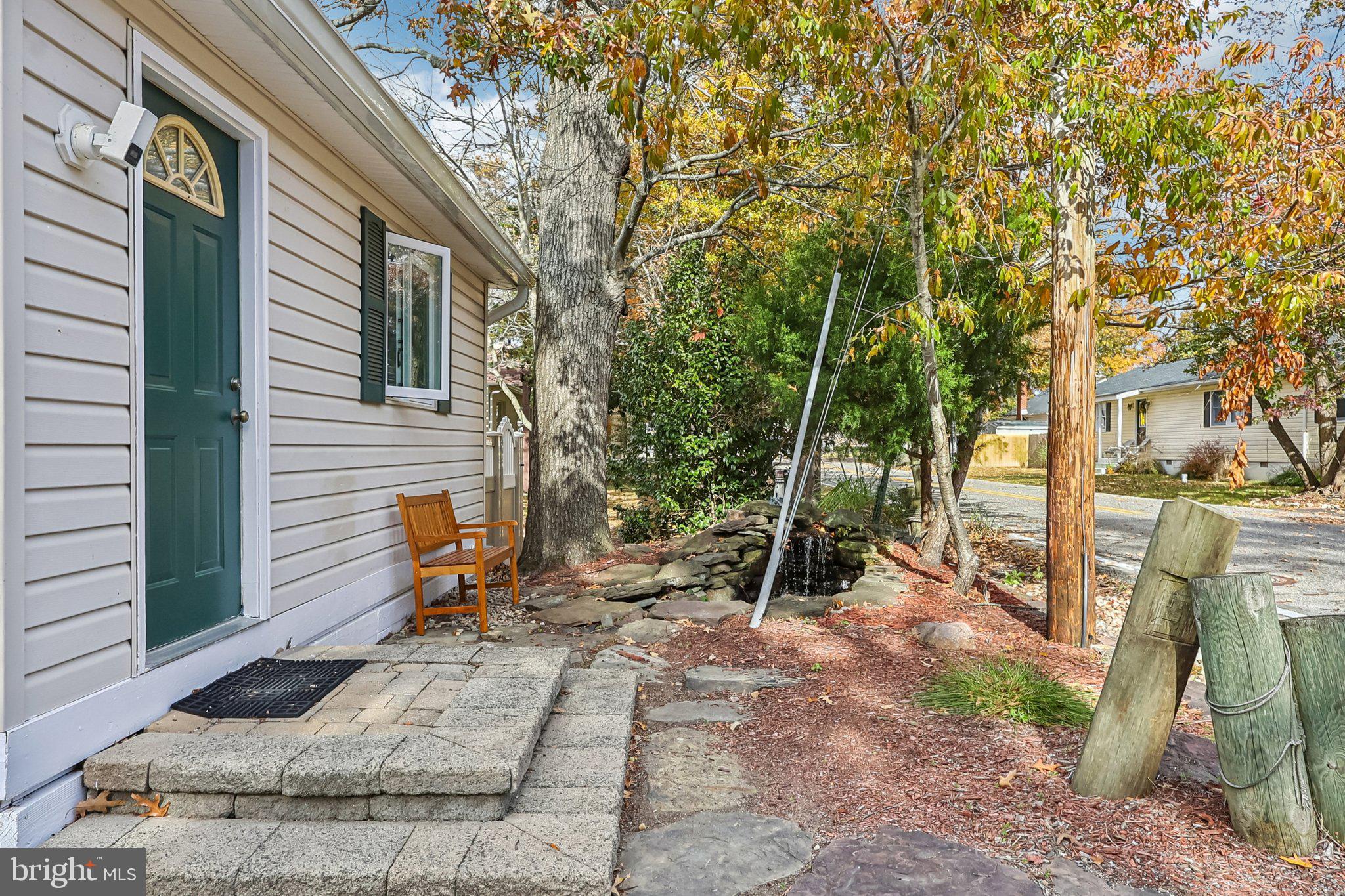 COLUMBIA BEACH - Residential