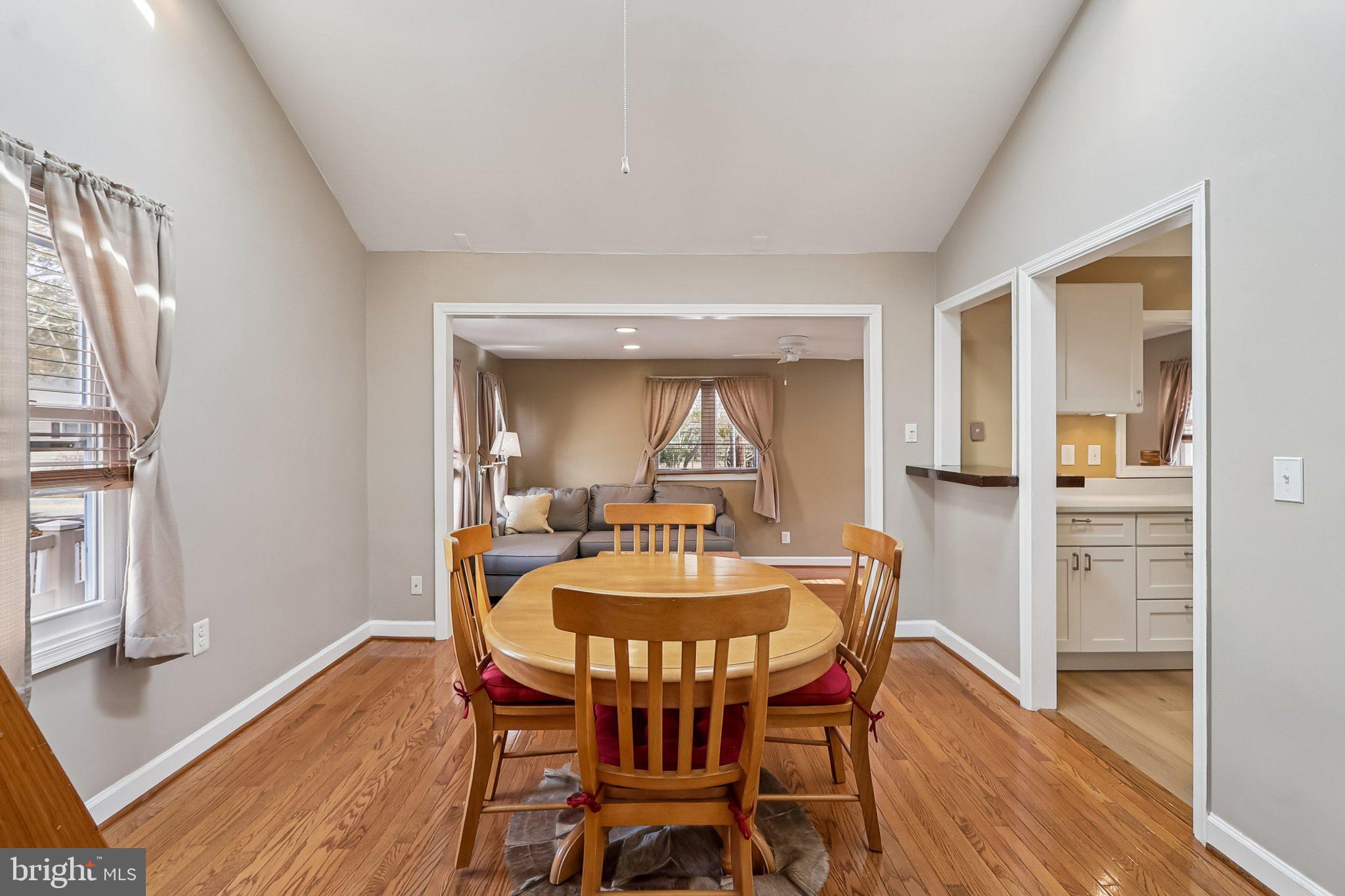 COLUMBIA BEACH - Residential