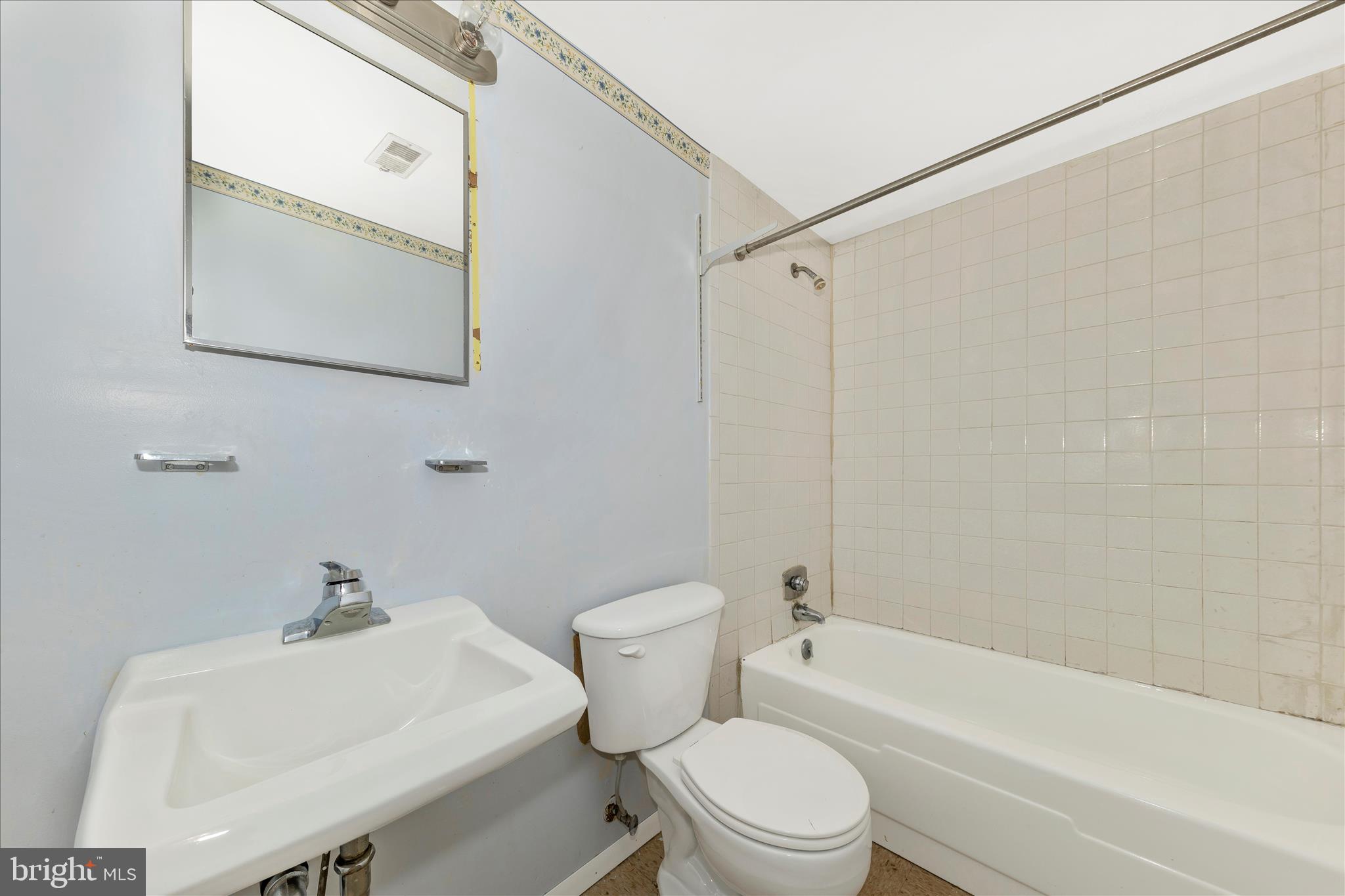 LOCH HAVEN - Residential