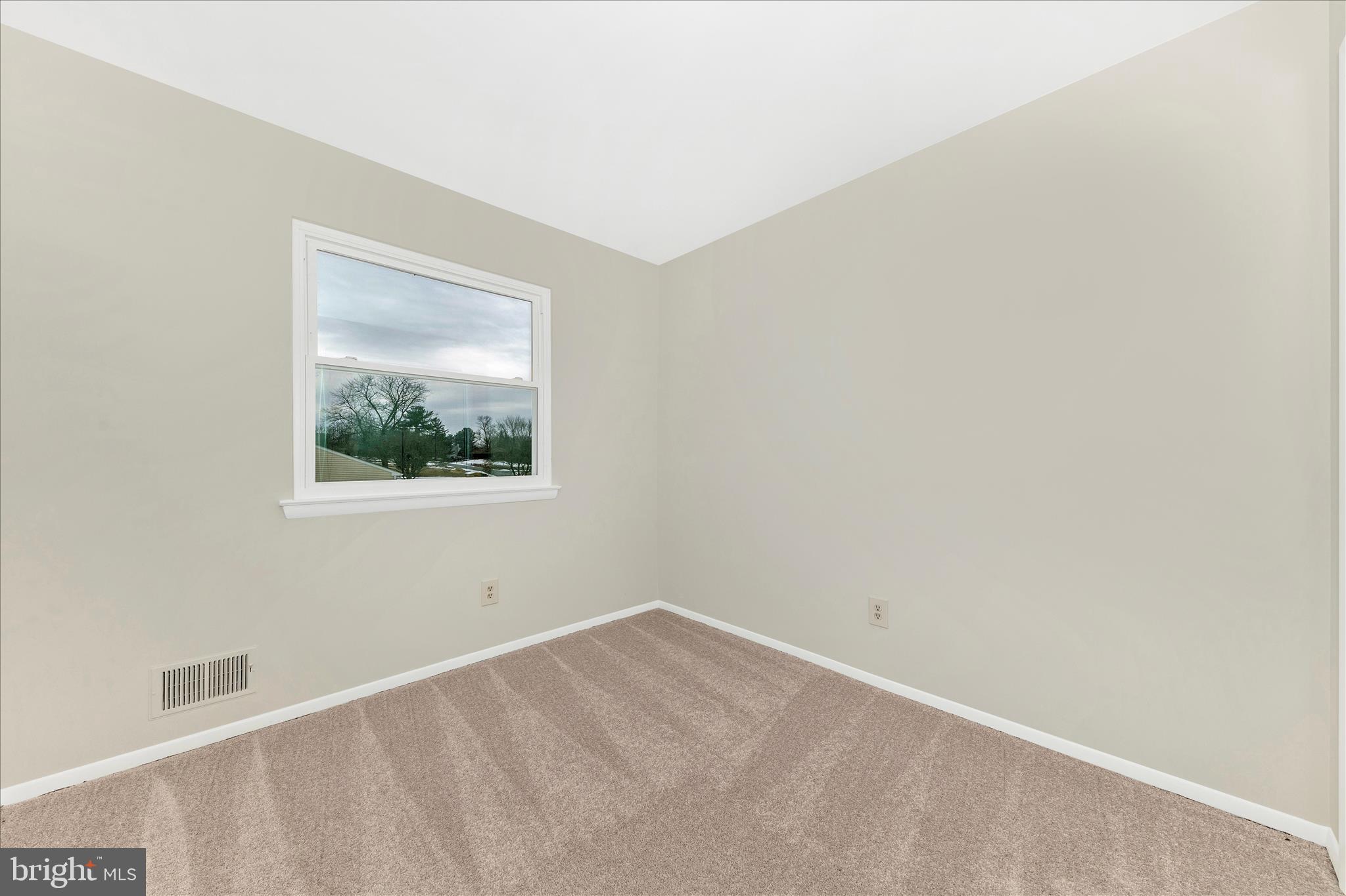 LOCH HAVEN - Residential