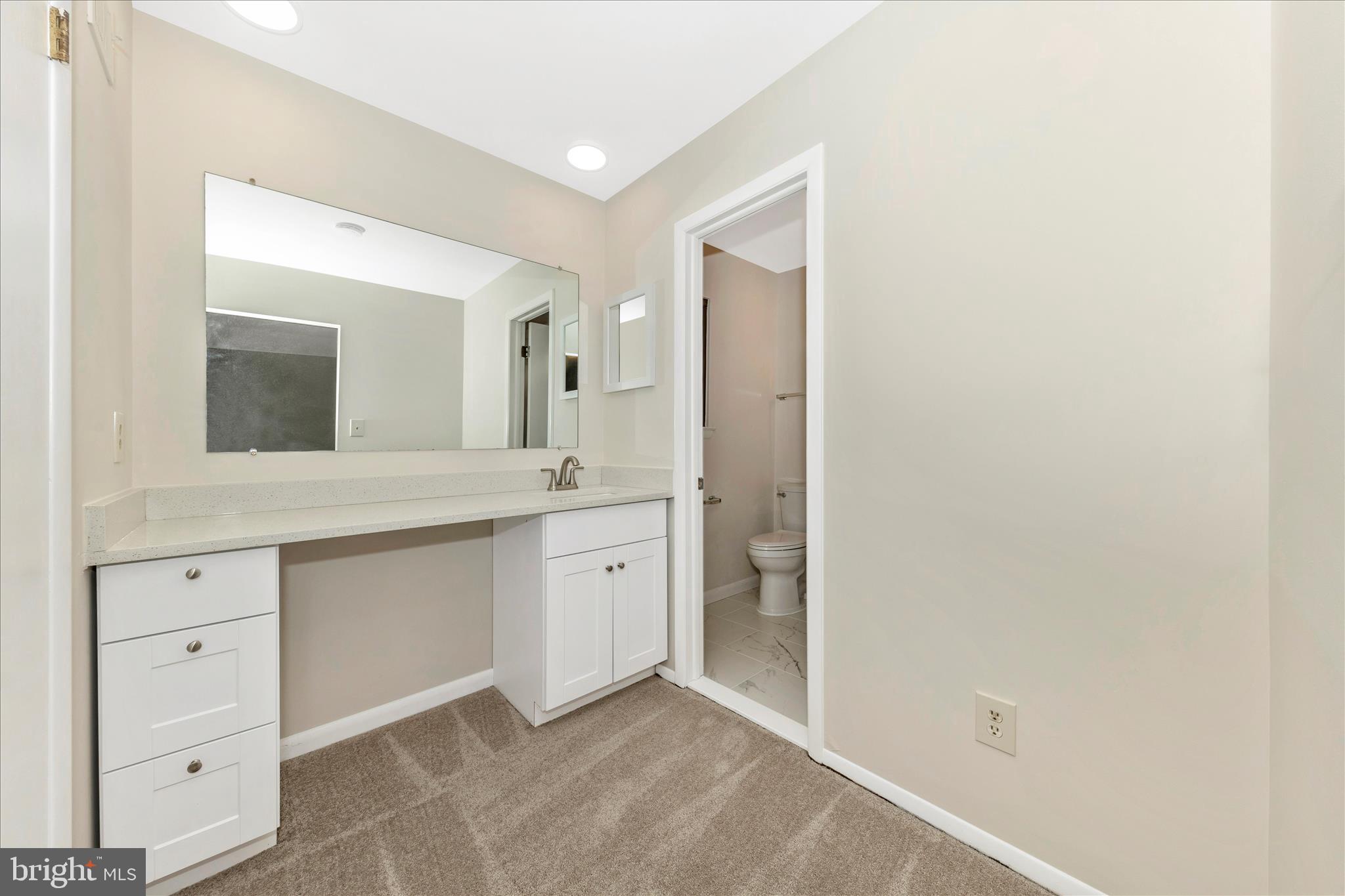 LOCH HAVEN - Residential