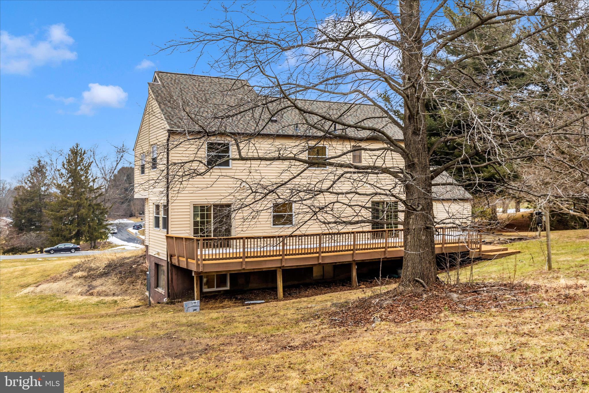 LOCH HAVEN - Residential