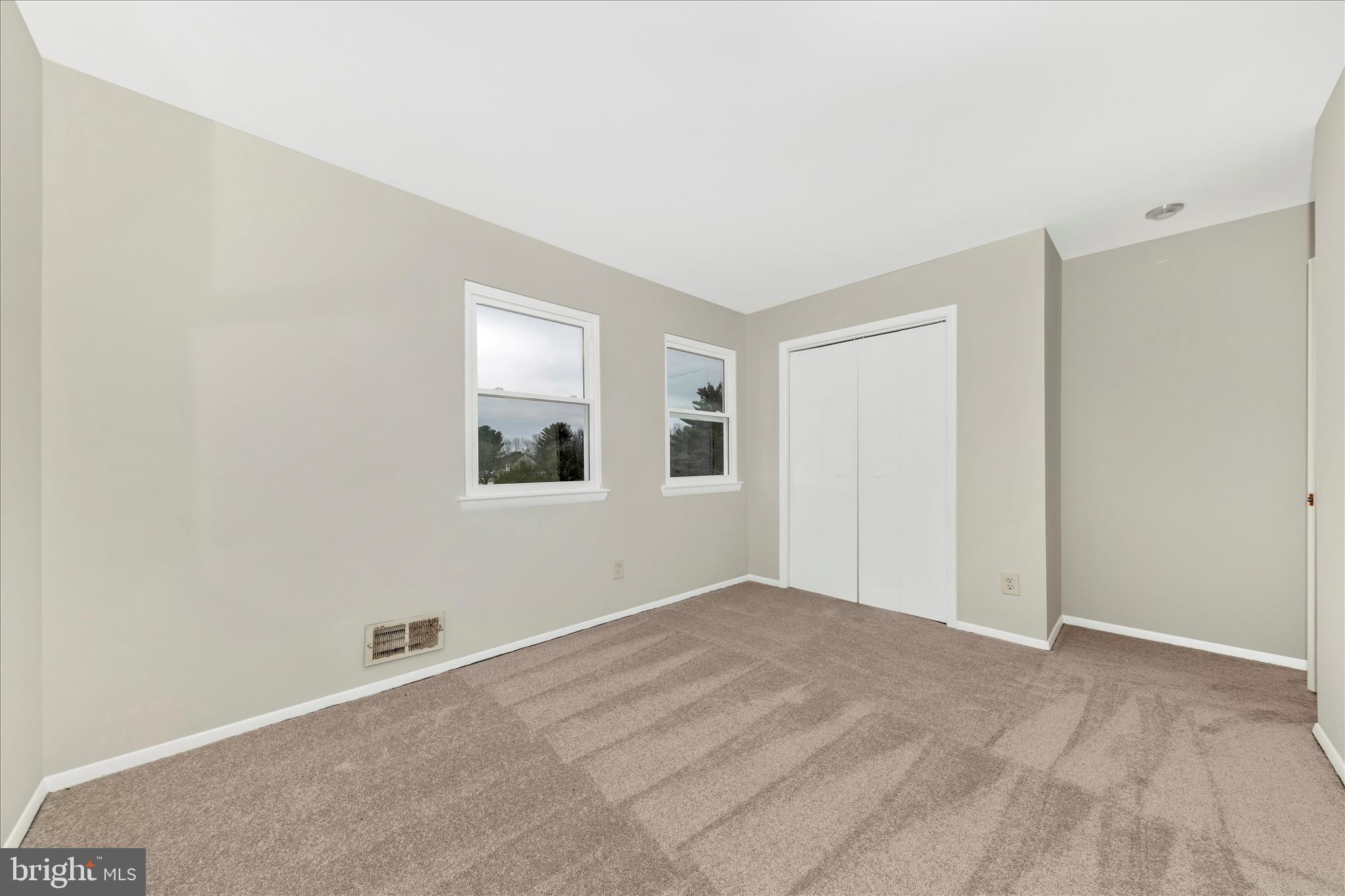 LOCH HAVEN - Residential