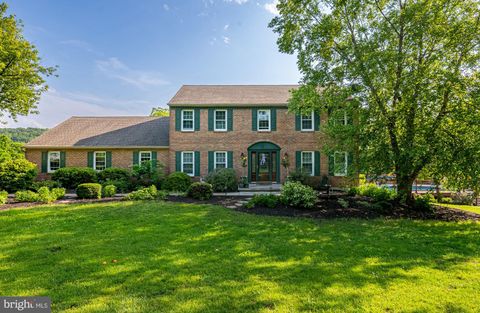 1024 HILLTOP ROAD LEESPORT PA 19533