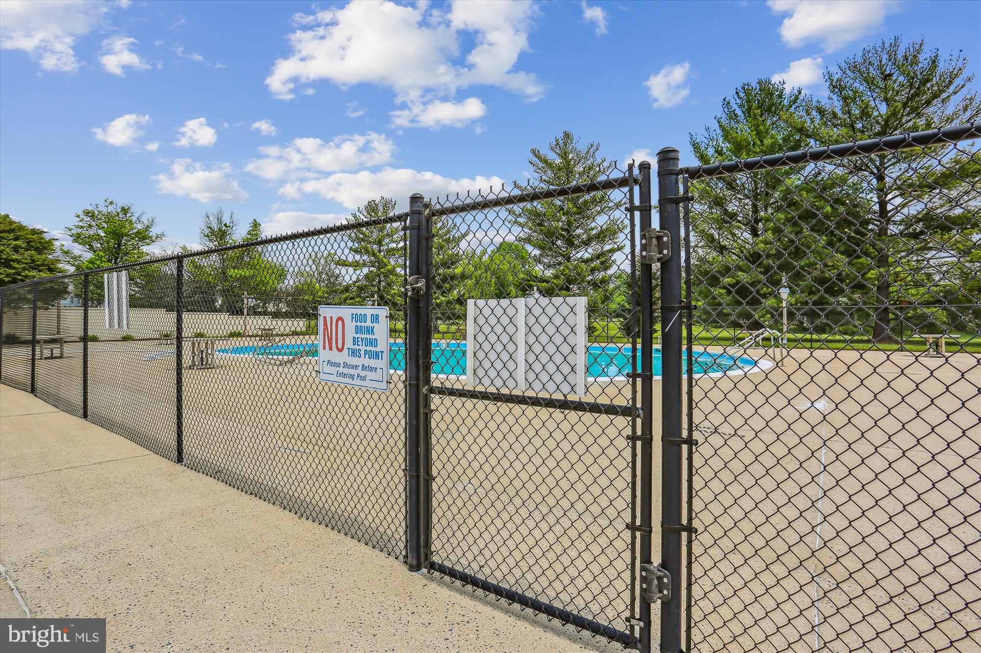 CRESTWOOD VILLAGE - Residential