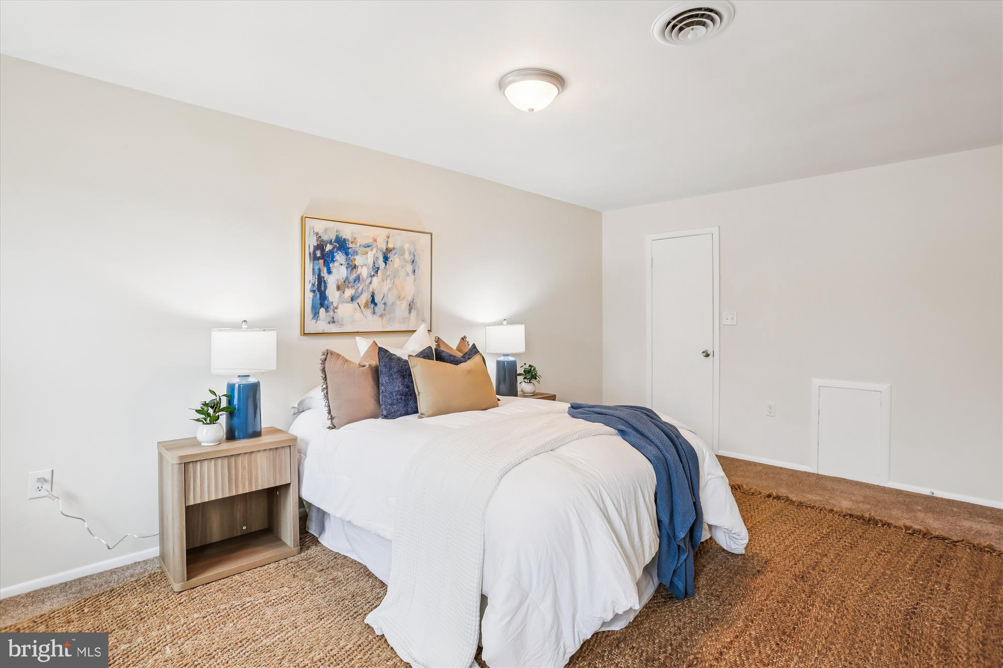 CRESTWOOD VILLAGE - Residential