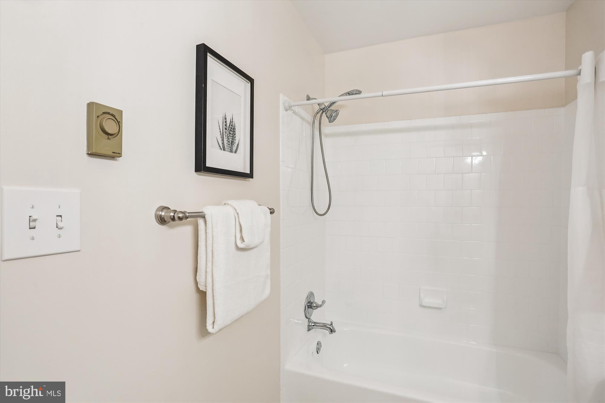 CRESTWOOD VILLAGE - Residential