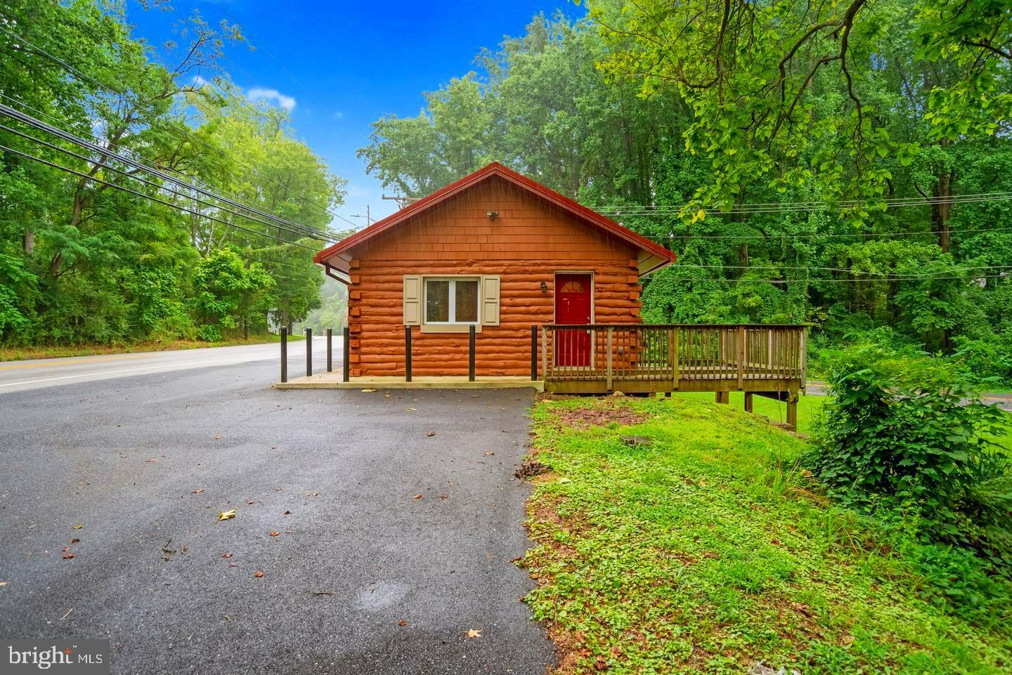 WATERBURY FOREST - Residential