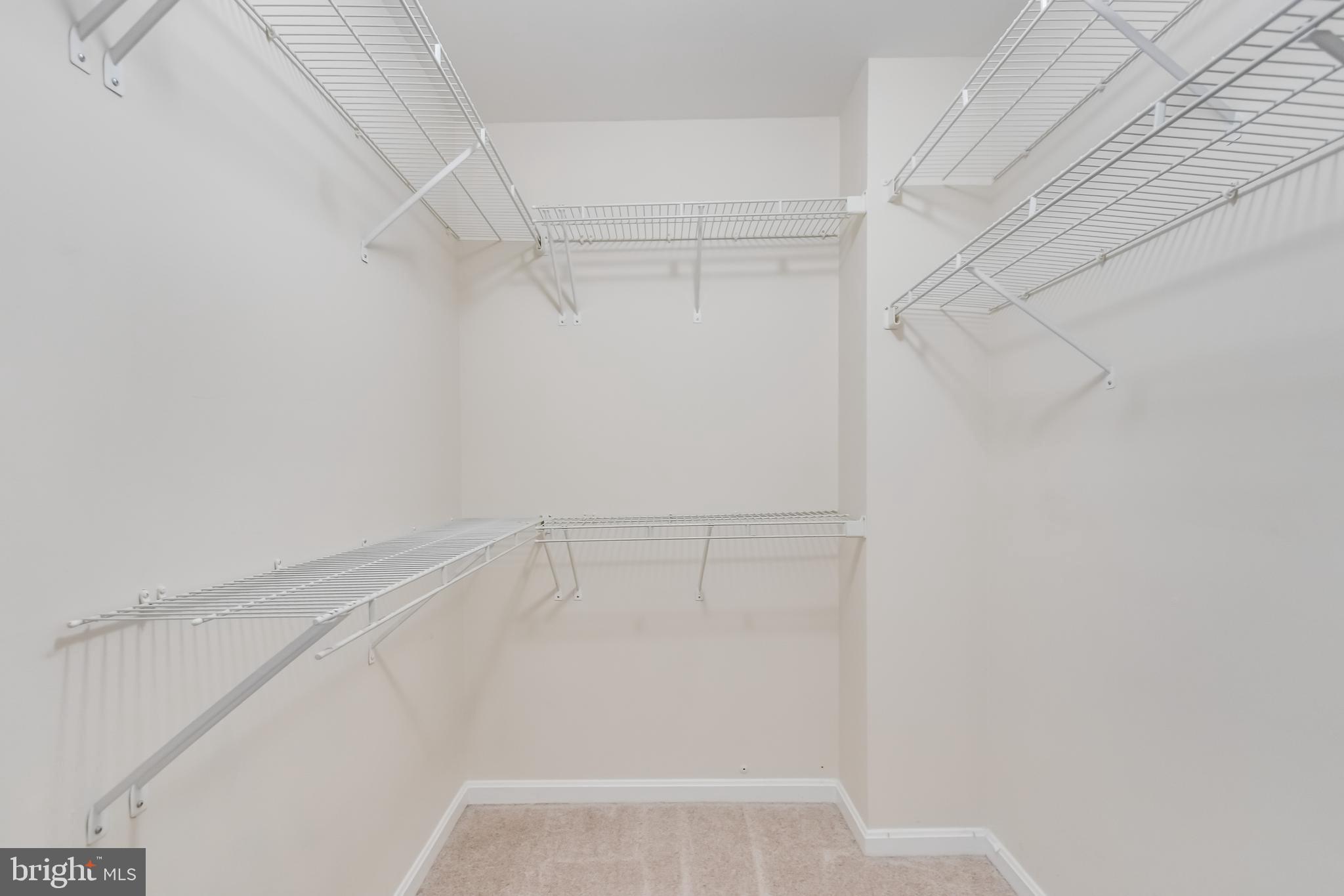 MIDDLEFORD - Residential