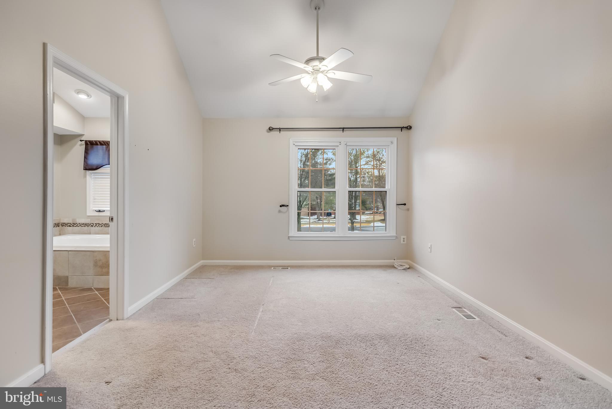 MIDDLEFORD - Residential