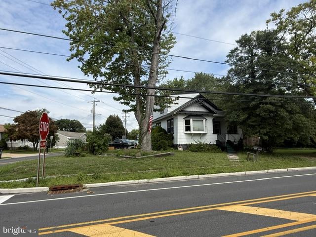 2221 ZION ROAD