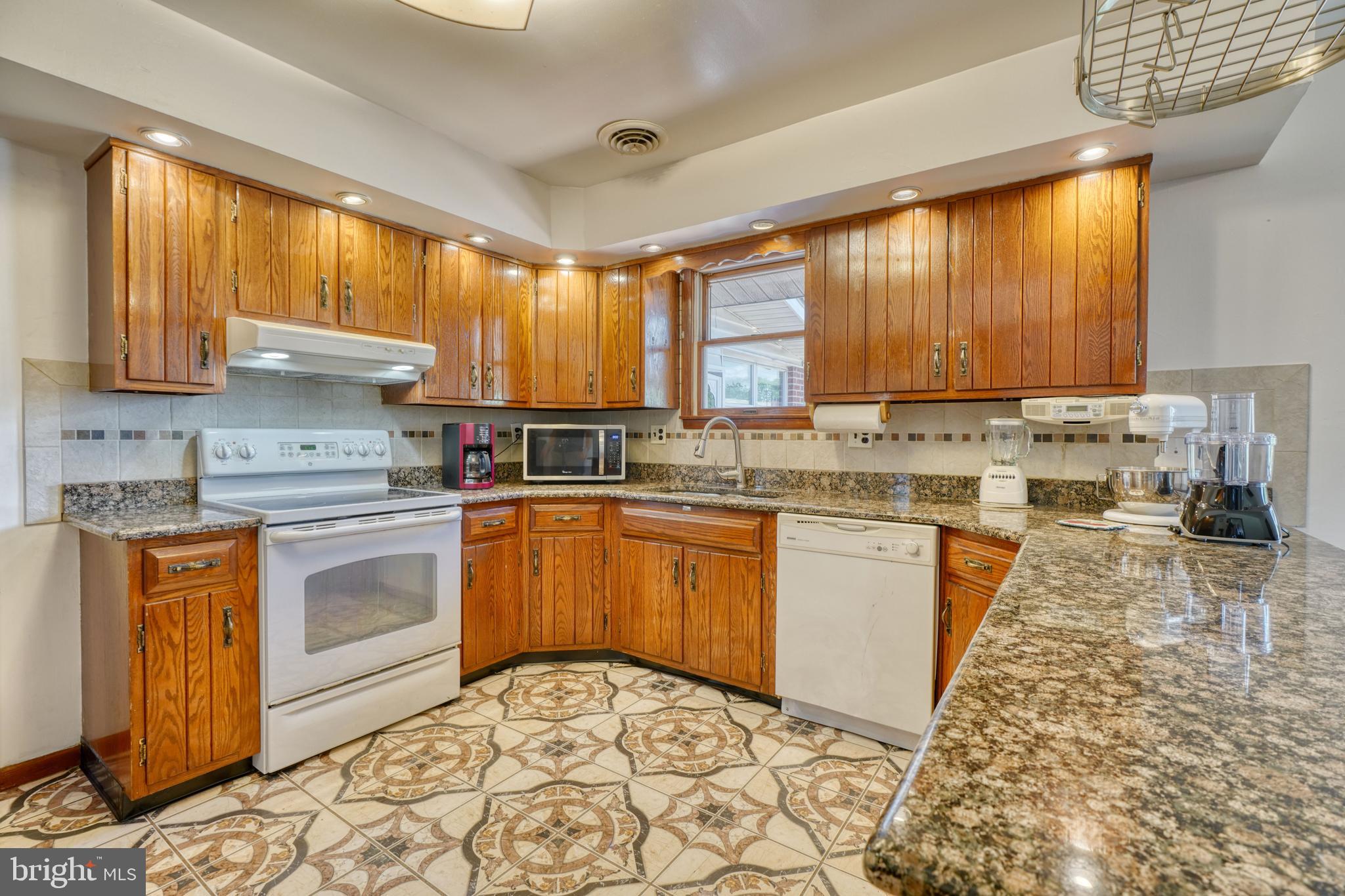 ROSEDALE - Residential