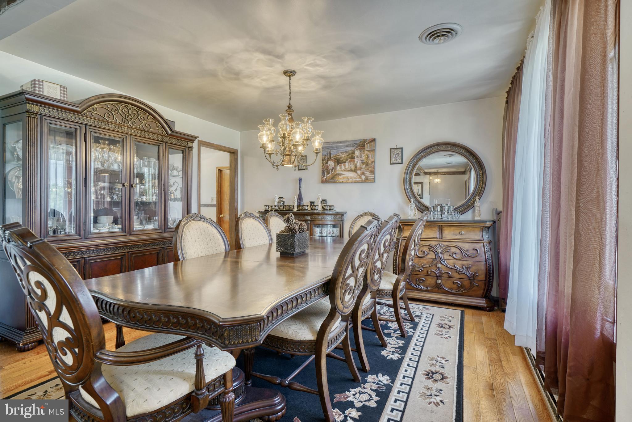 ROSEDALE - Residential