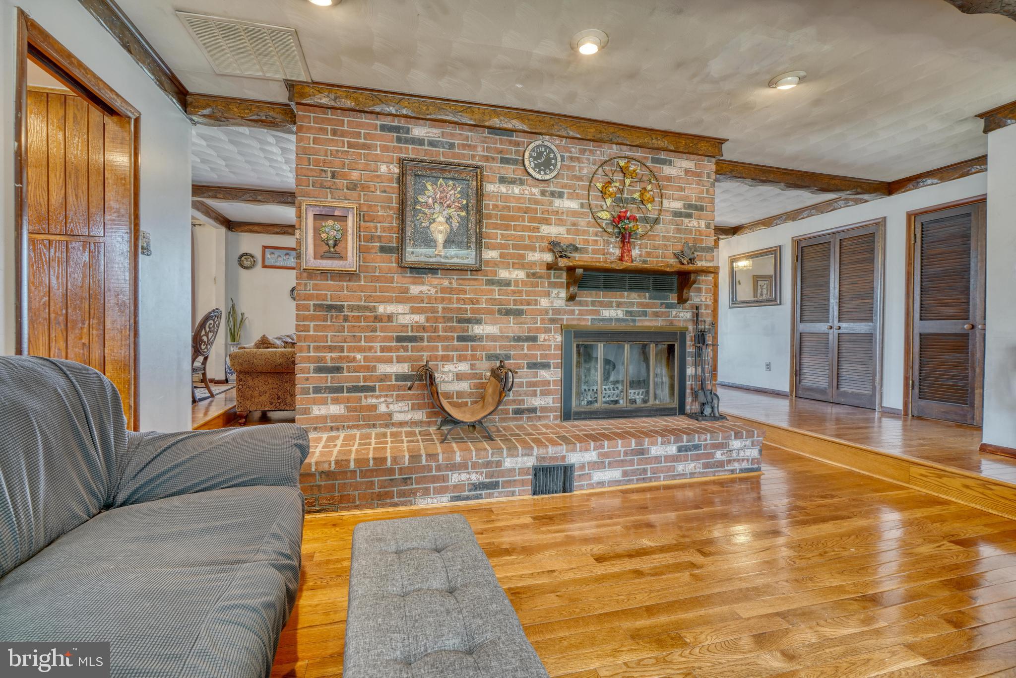 ROSEDALE - Residential