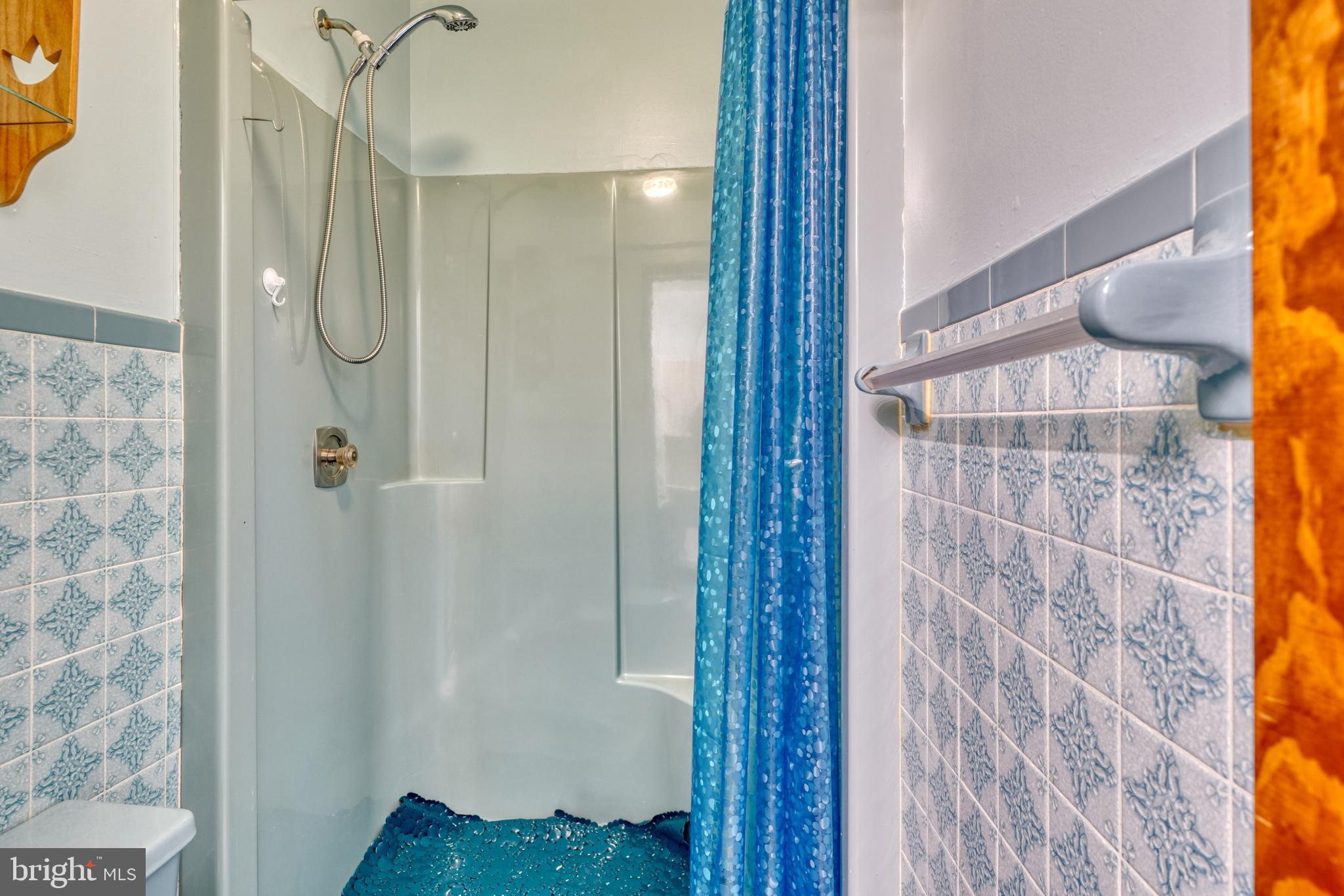 ROSEDALE - Residential