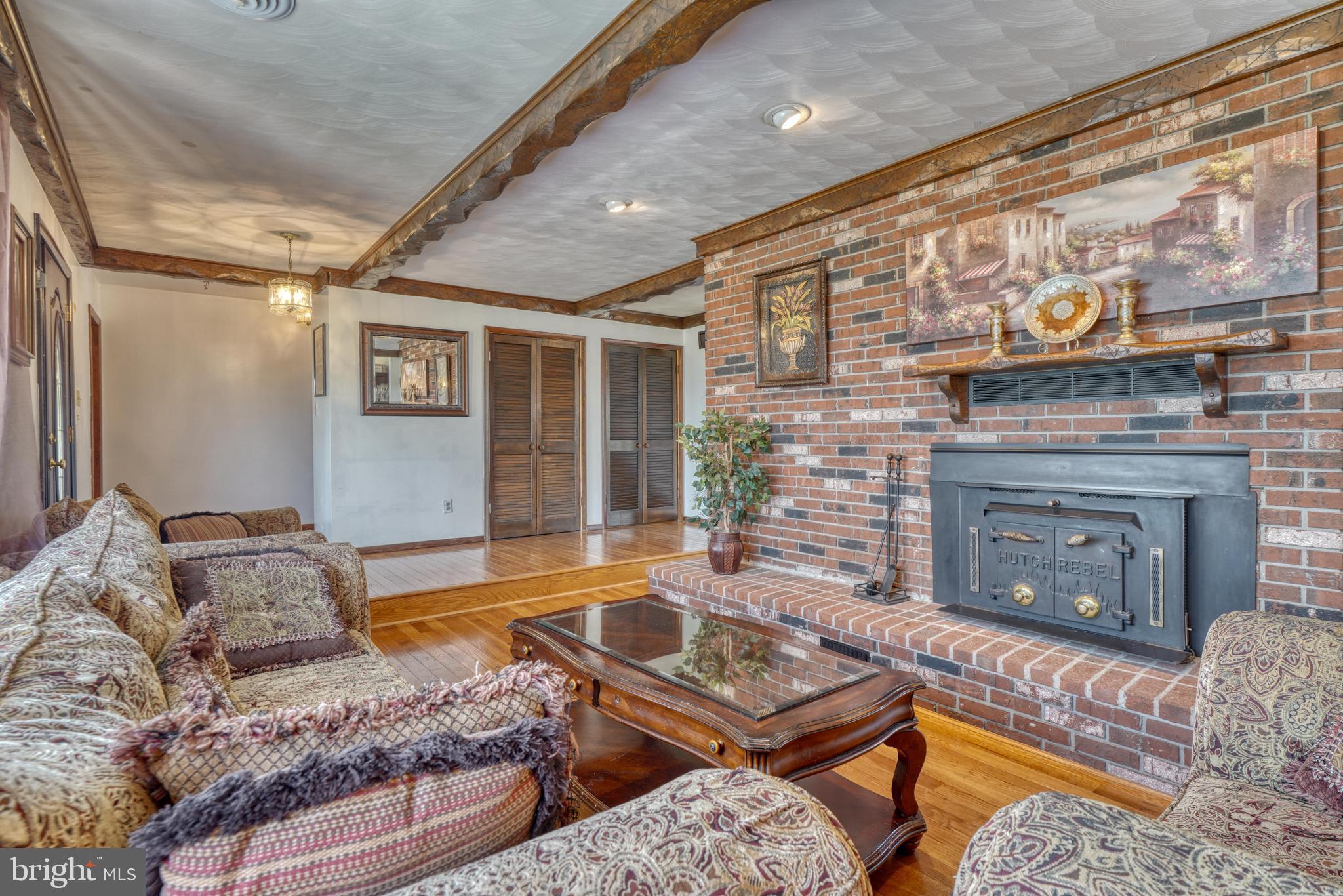 ROSEDALE - Residential