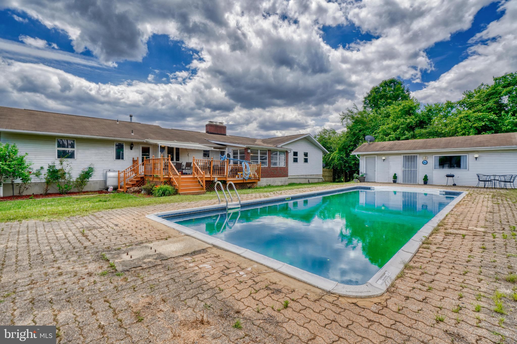 ROSEDALE - Residential