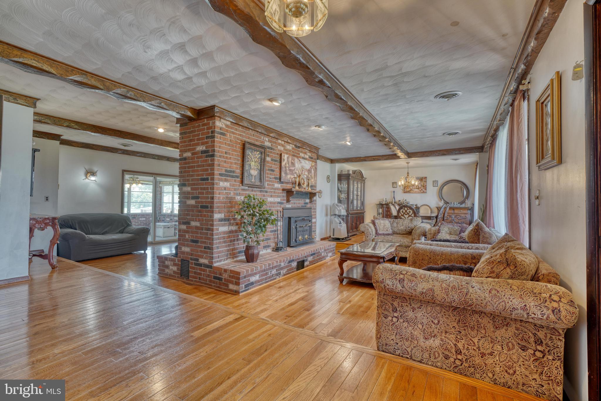 ROSEDALE - Residential