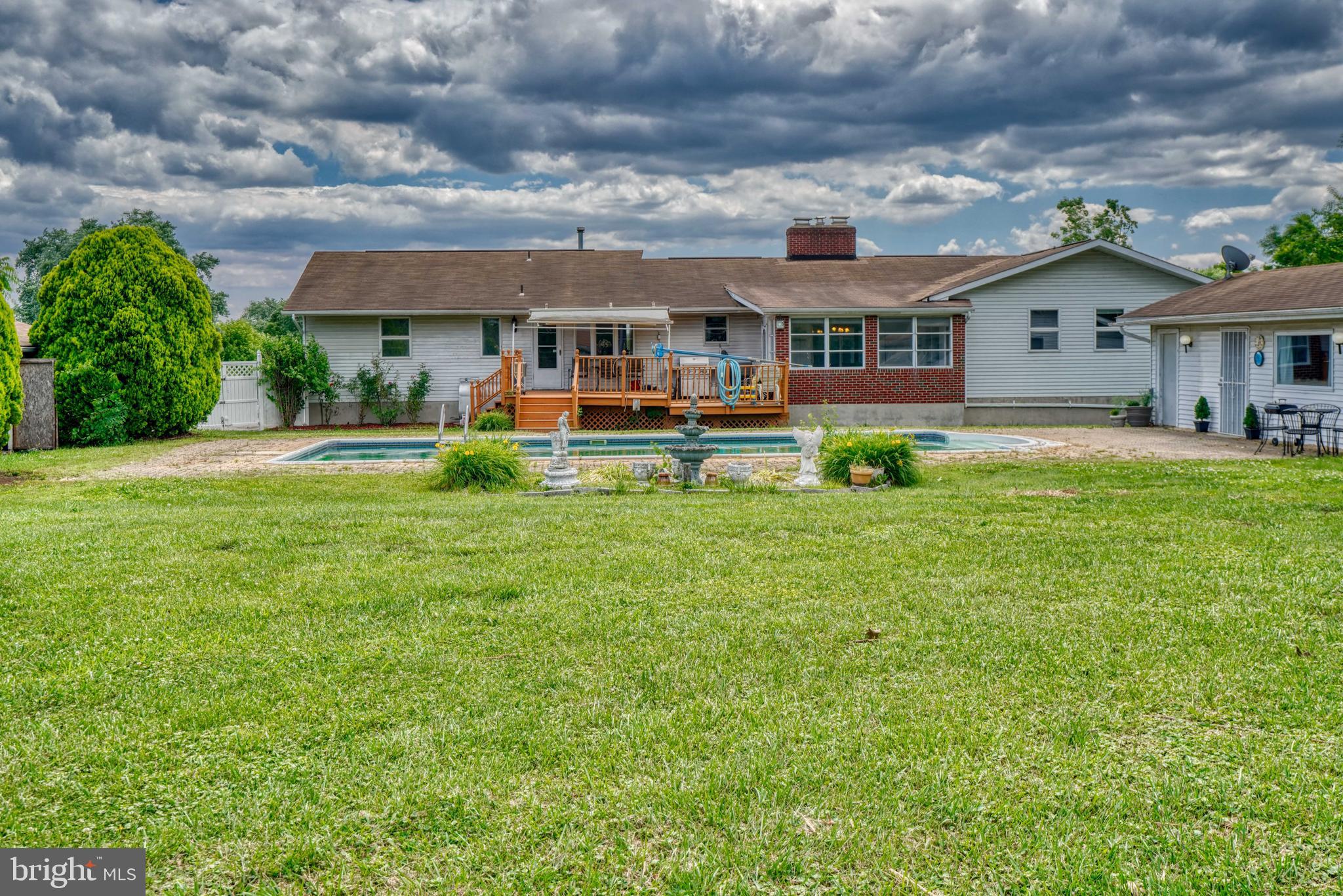 ROSEDALE - Residential