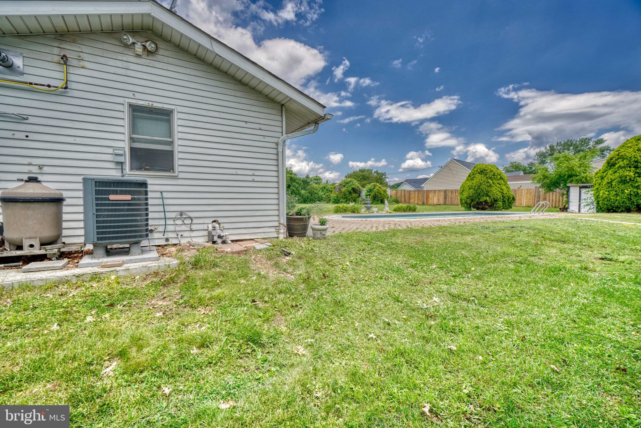 ROSEDALE - Residential