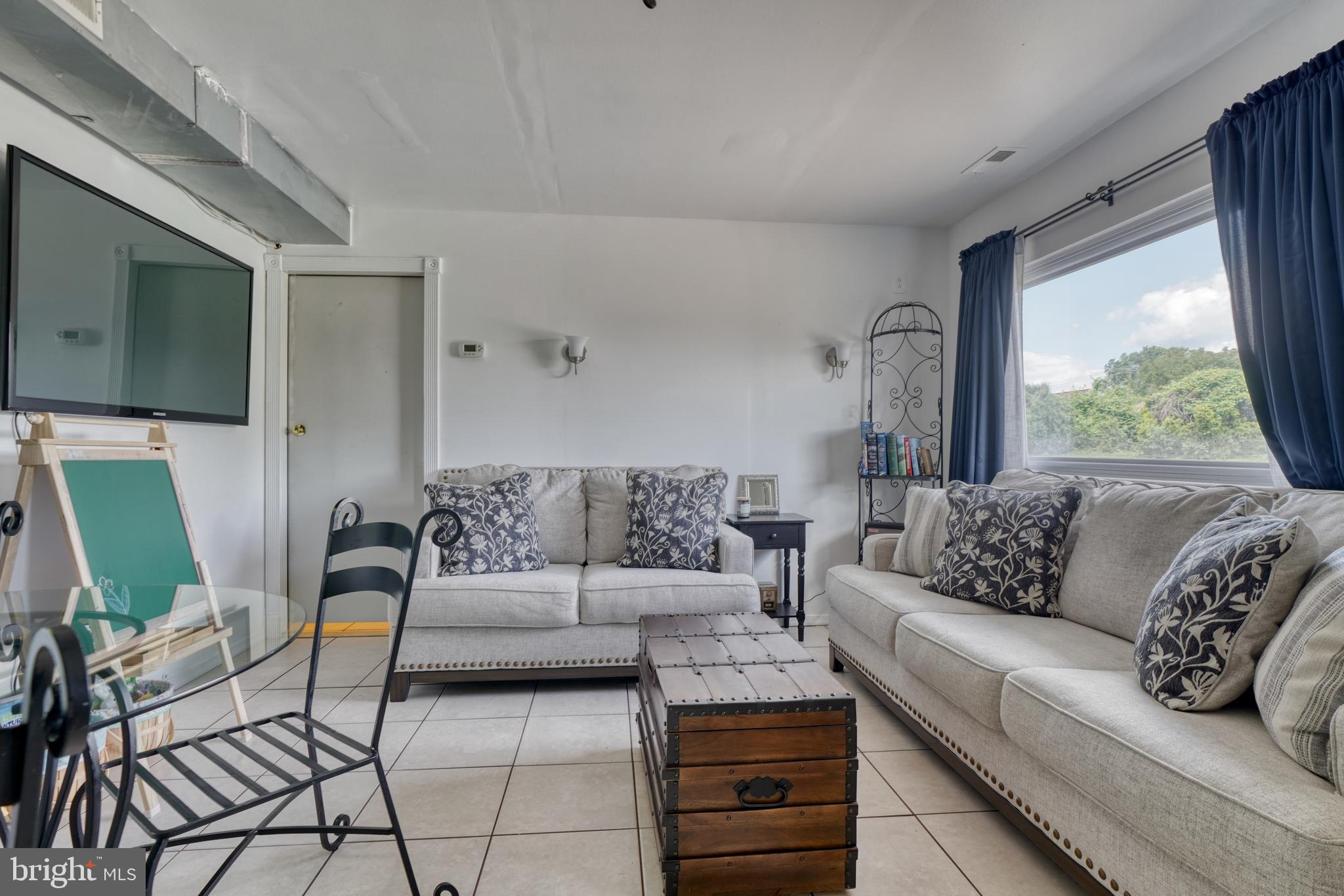 ROSEDALE - Residential