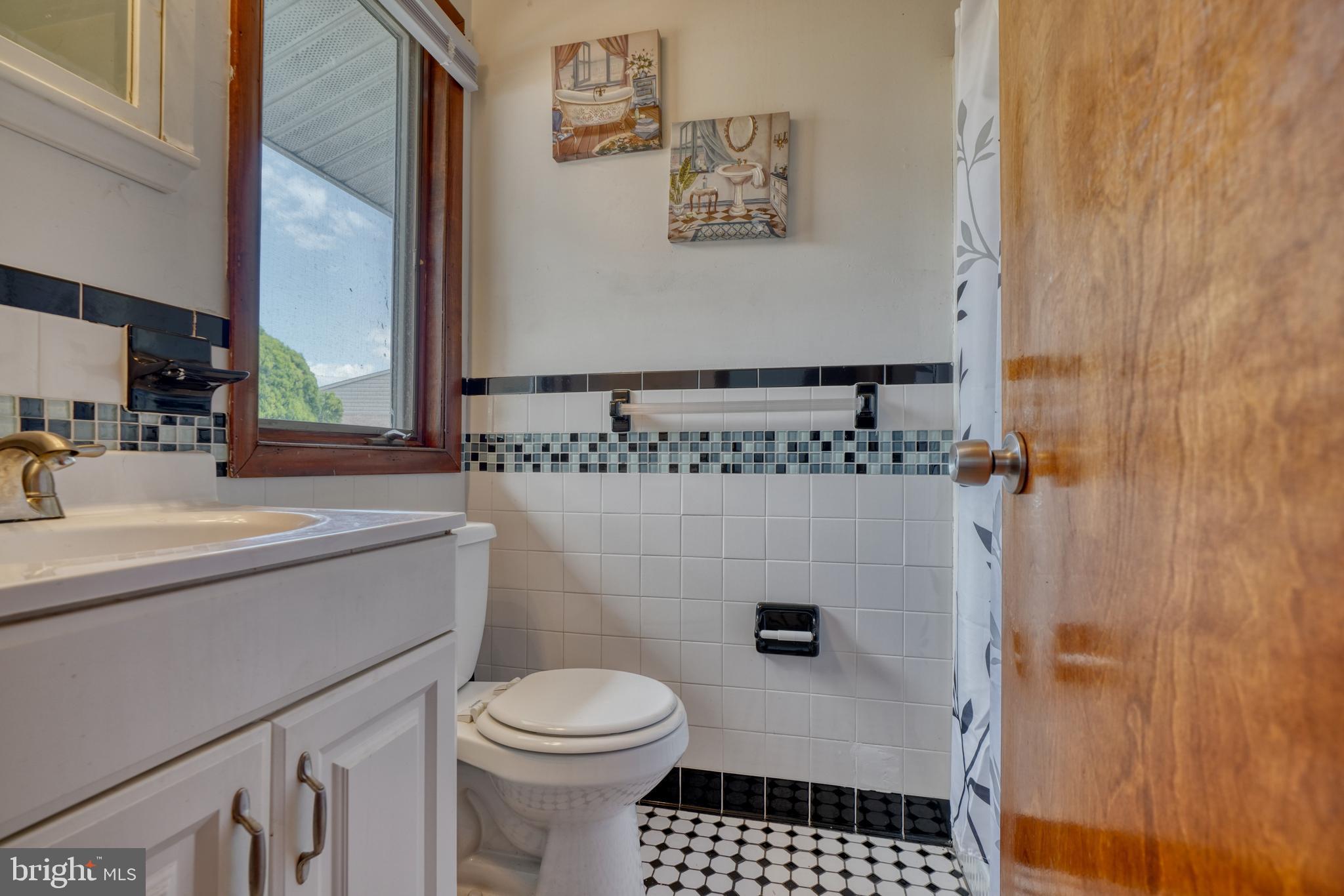 ROSEDALE - Residential