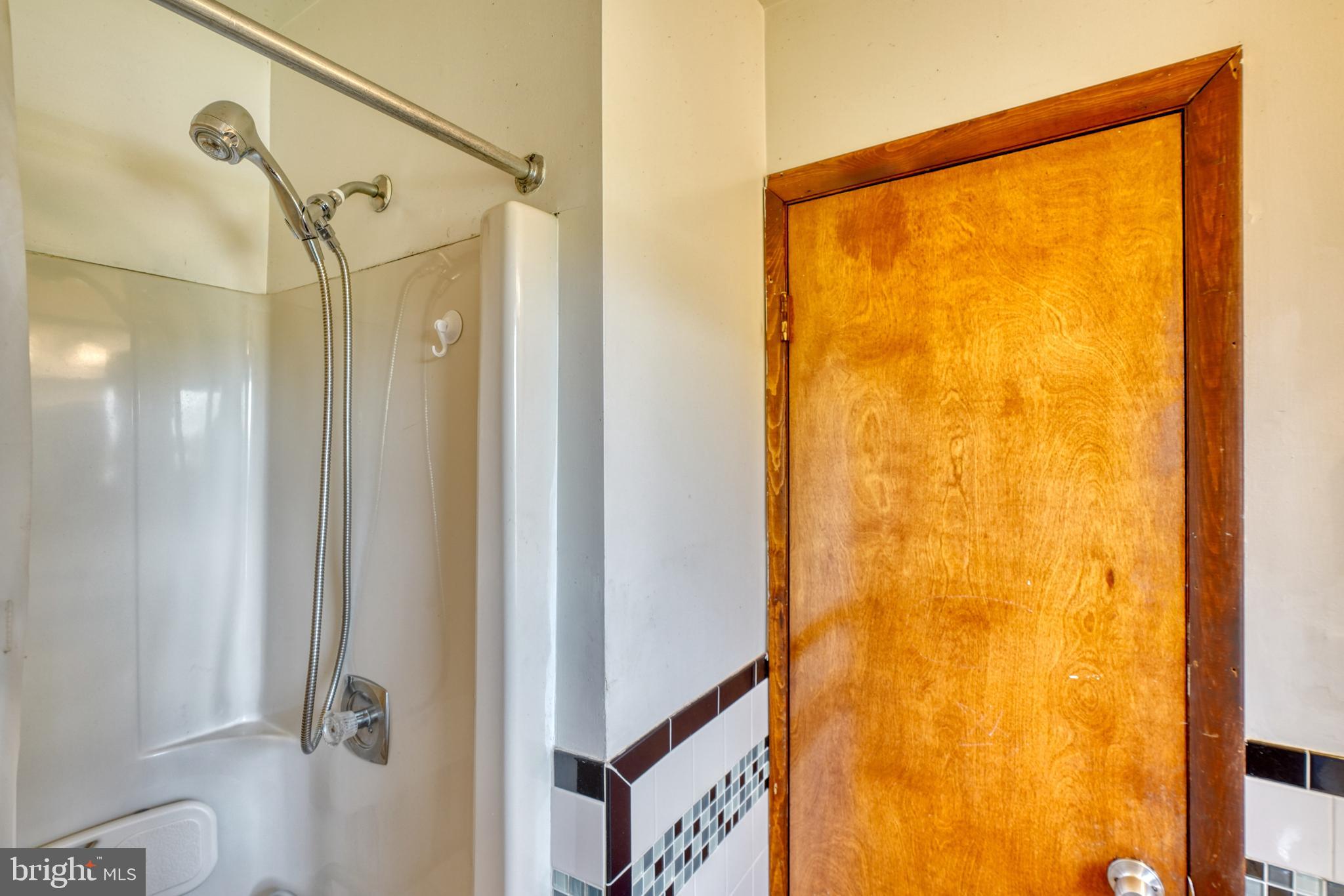 ROSEDALE - Residential