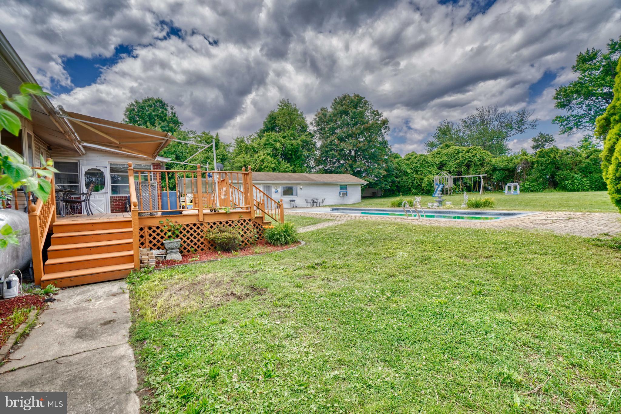 ROSEDALE - Residential