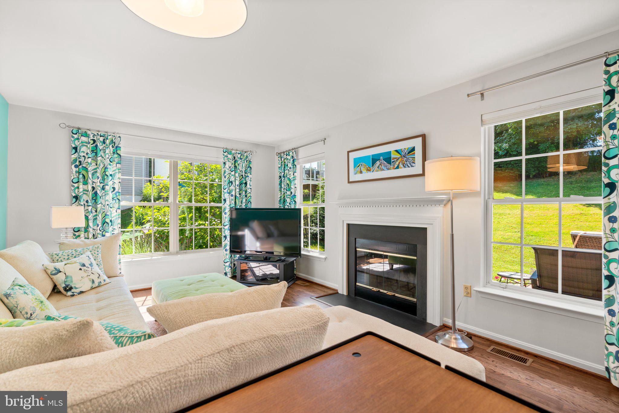 KINGSVIEW VILLAGE - Residential