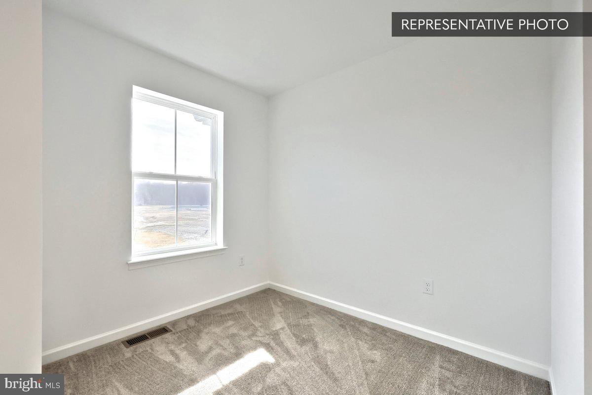 HICKORY POINTE - Residential