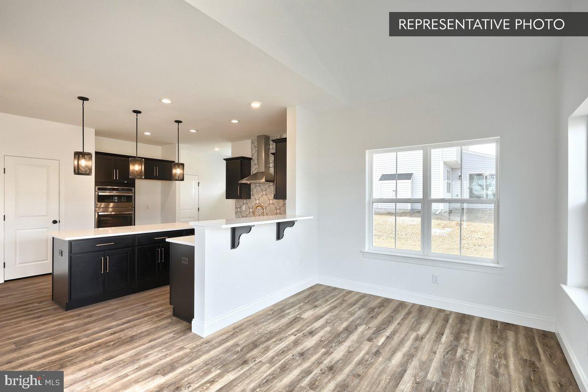 HICKORY POINTE - Residential