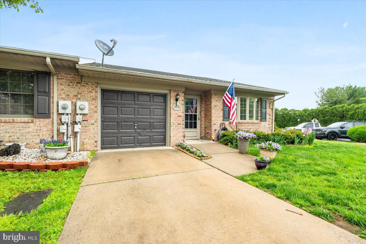 1031 MATTHEW COURT