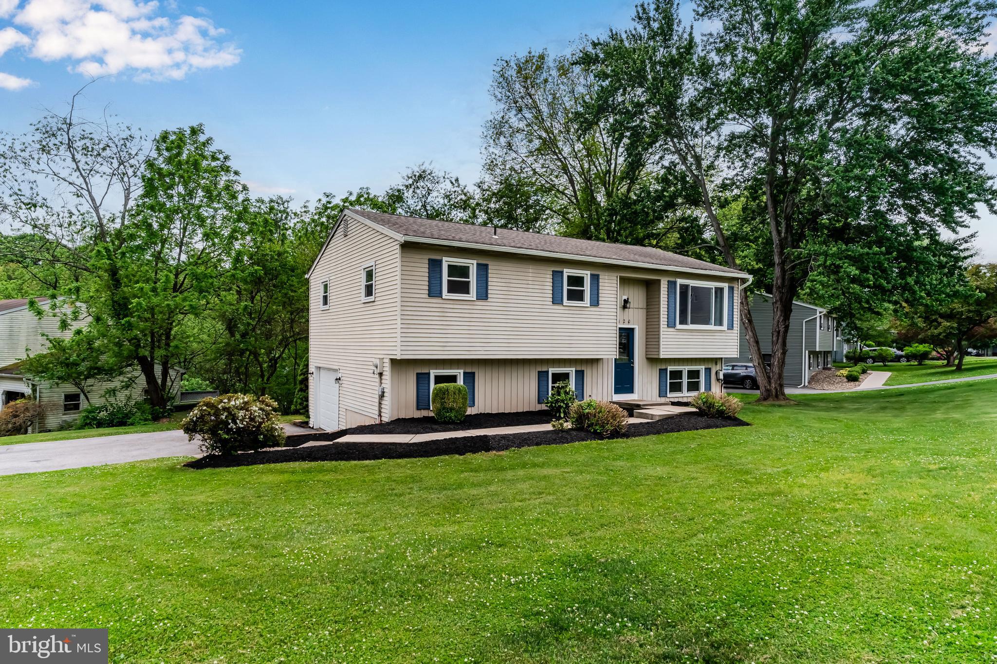 VALLEY GREEN HEIGHTS - Residential