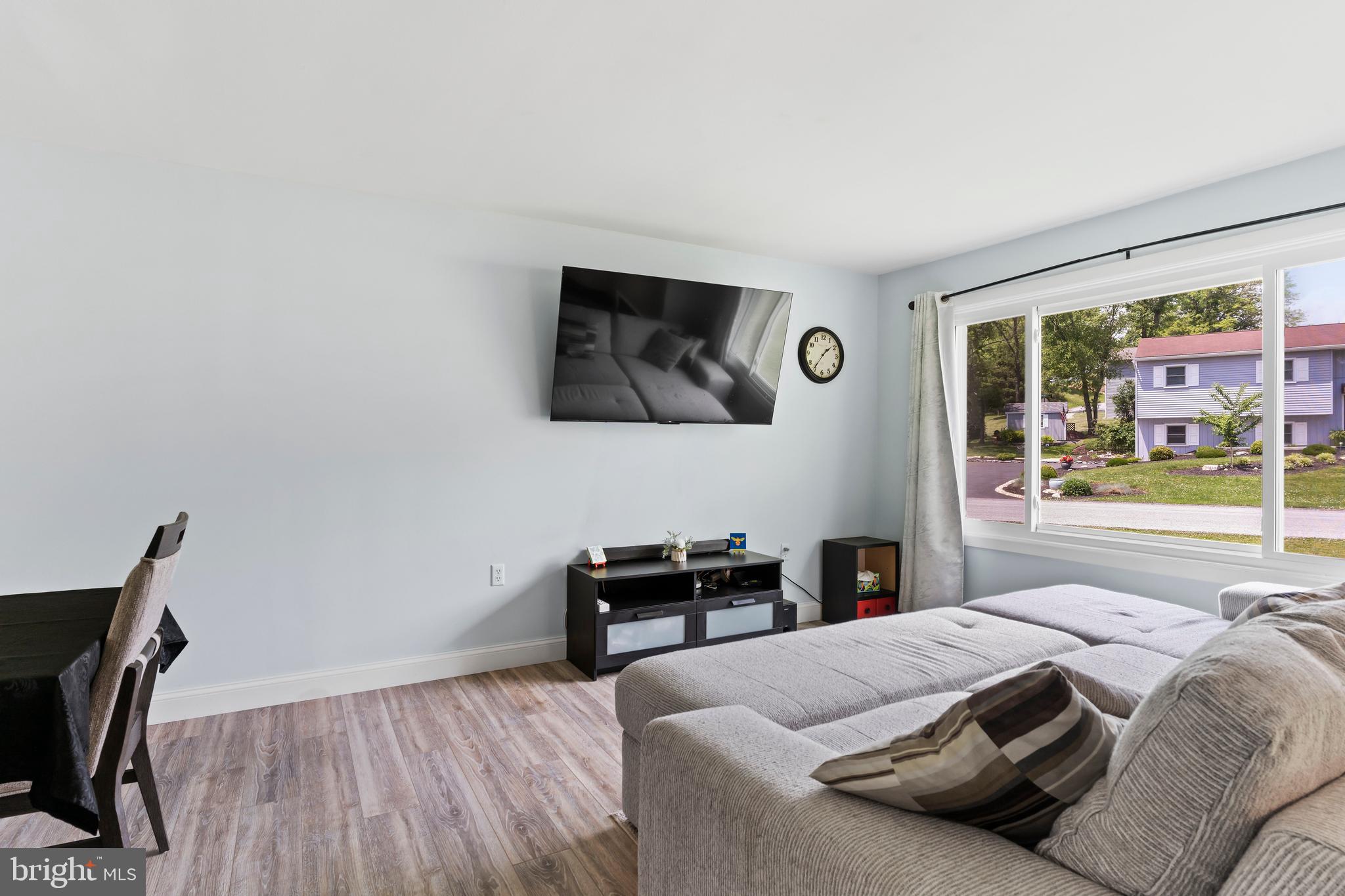 VALLEY GREEN HEIGHTS - Residential