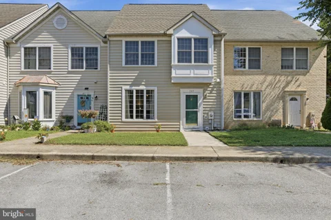 MLS: WVBE2053694