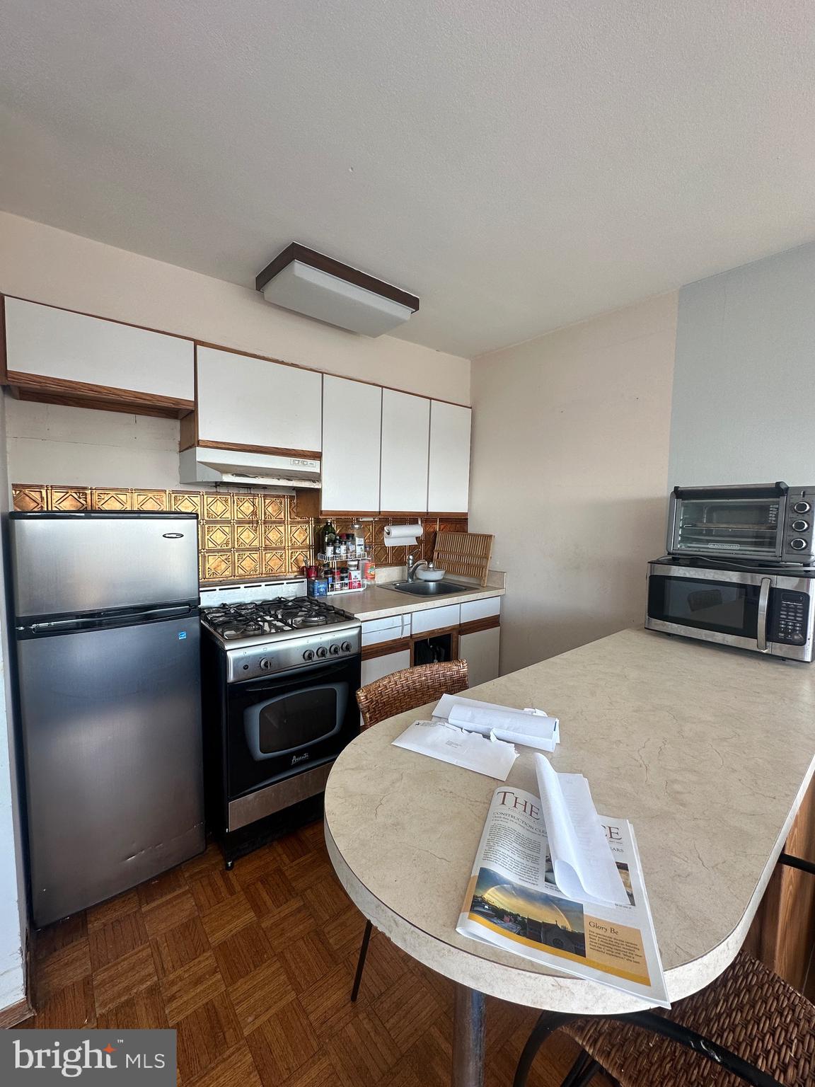 ART MUSEUM AREA - Residential