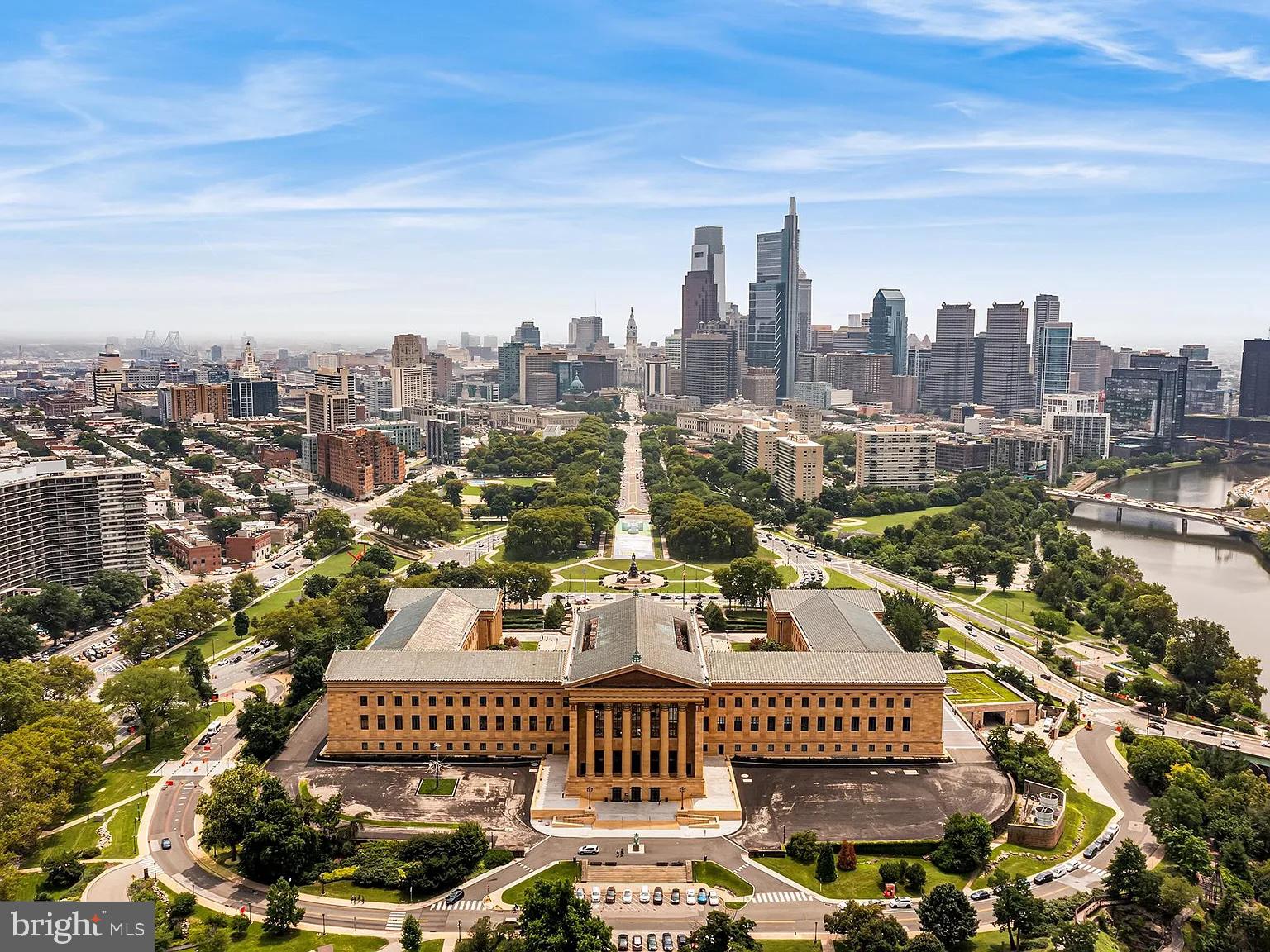 ART MUSEUM AREA - Residential